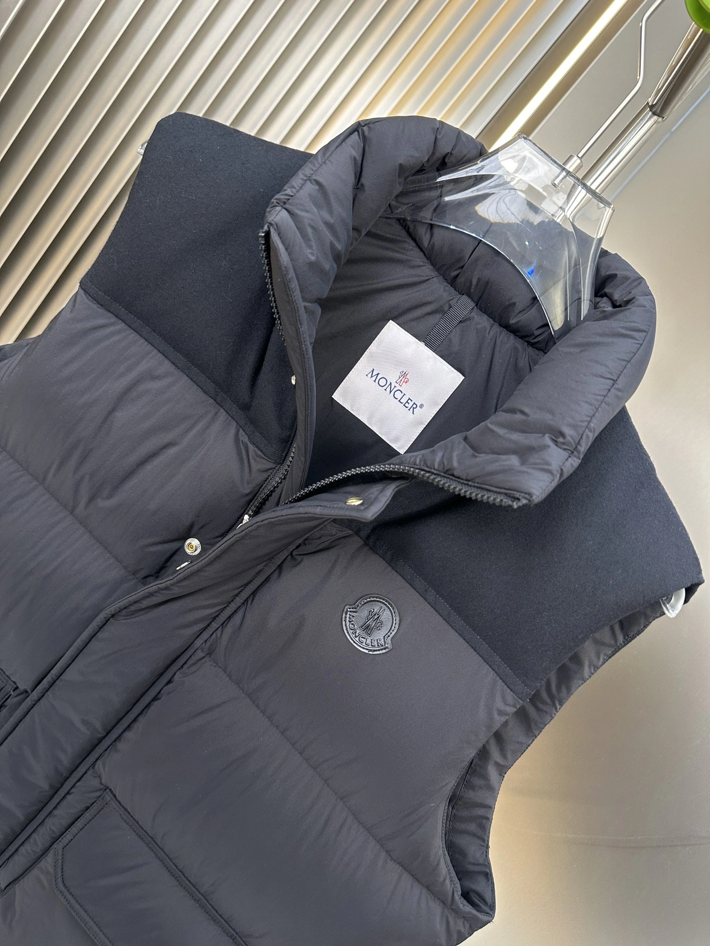 SportInspired Moncler Down Jackets 145974