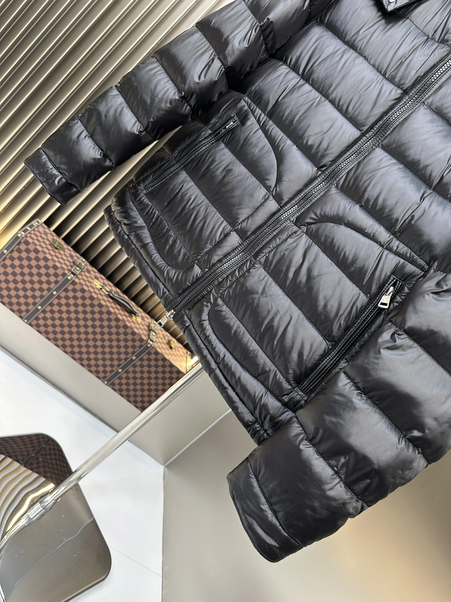 Moncler Down Jackets Unique 145971