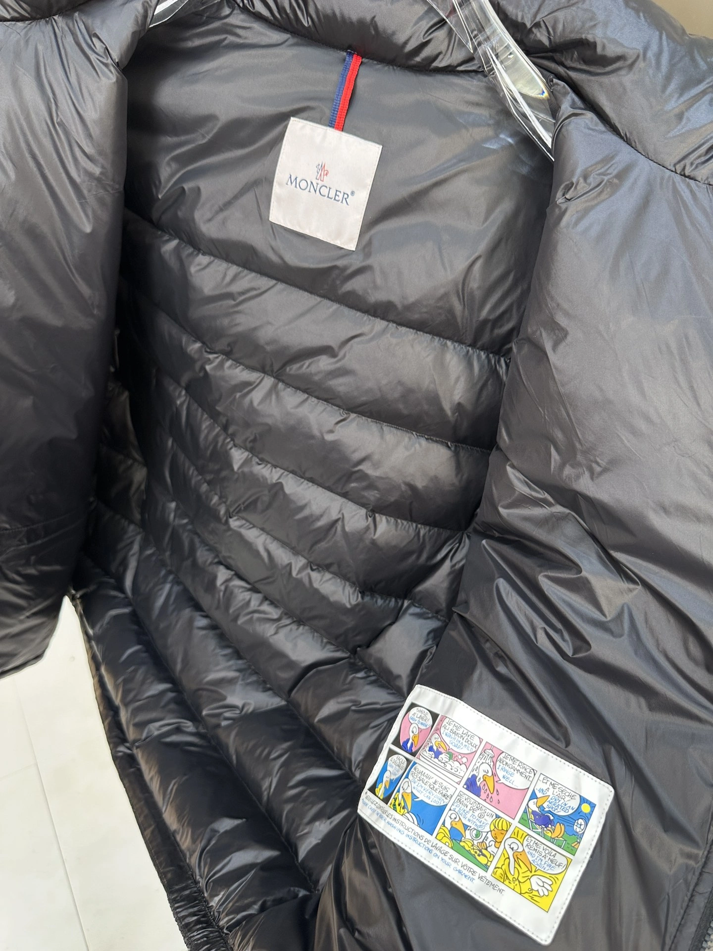 Moncler Down Jackets Unique 145971