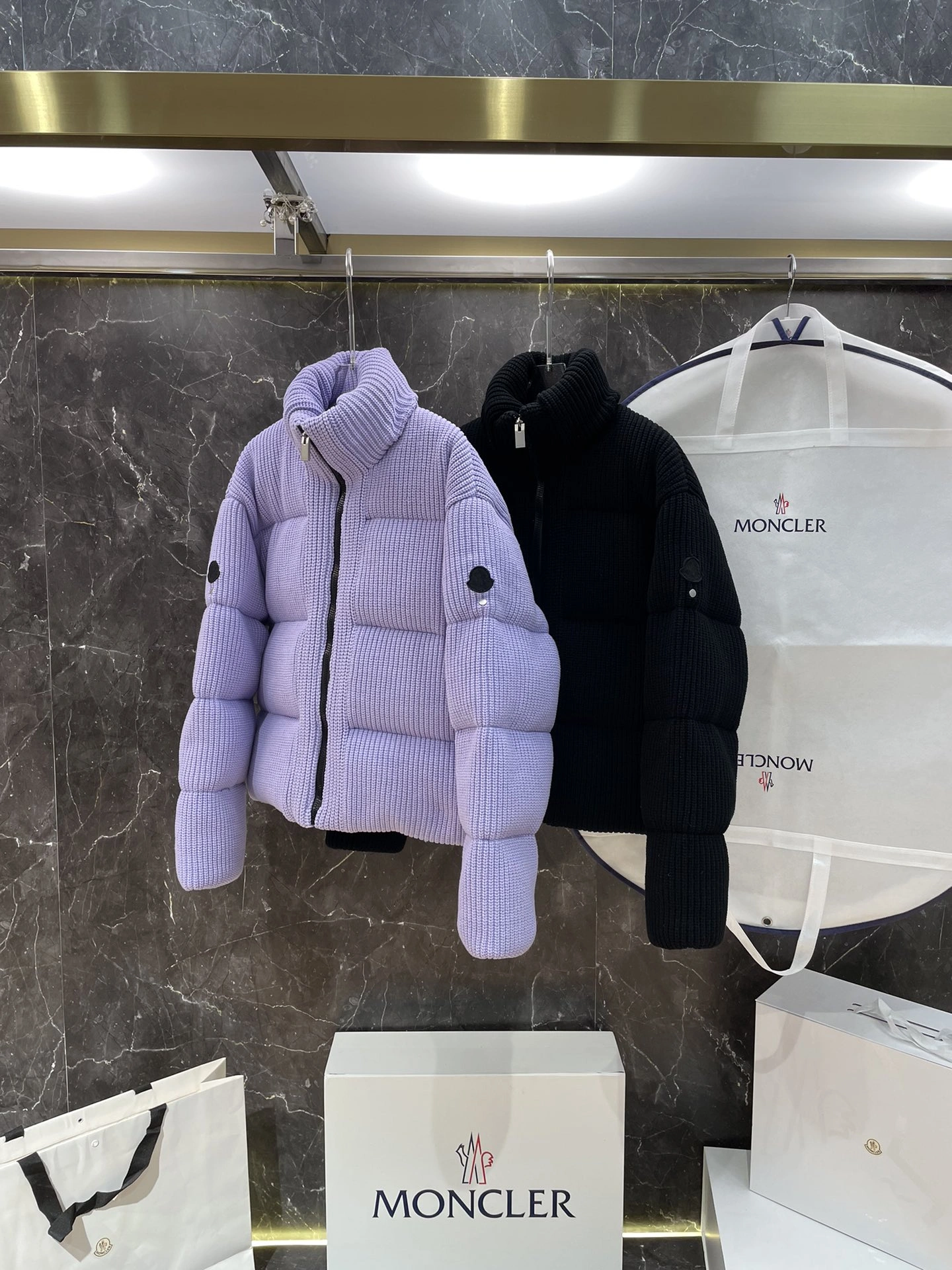 Soft Moncler Down Jackets 145966