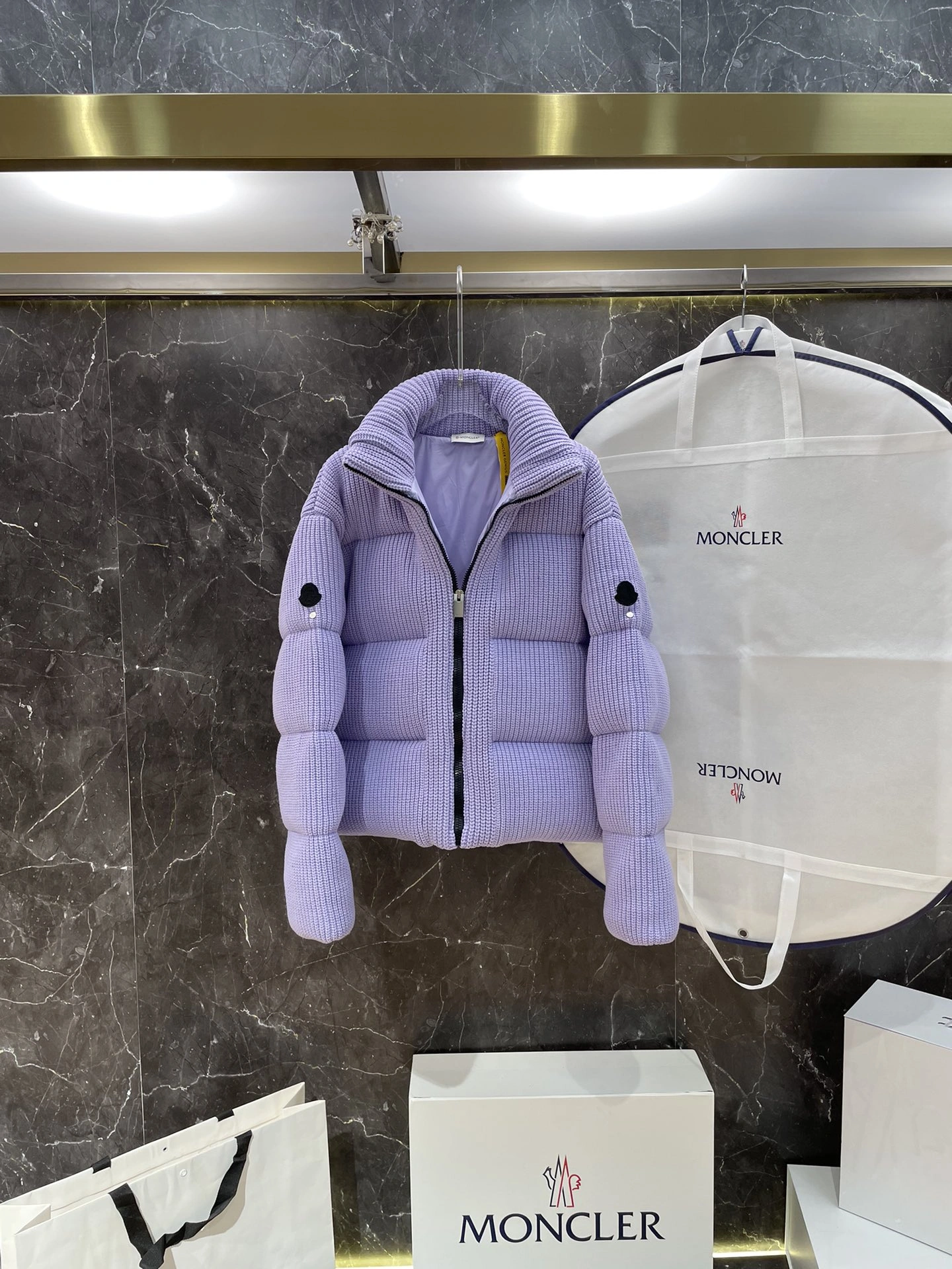 Soft Moncler Down Jackets 145966