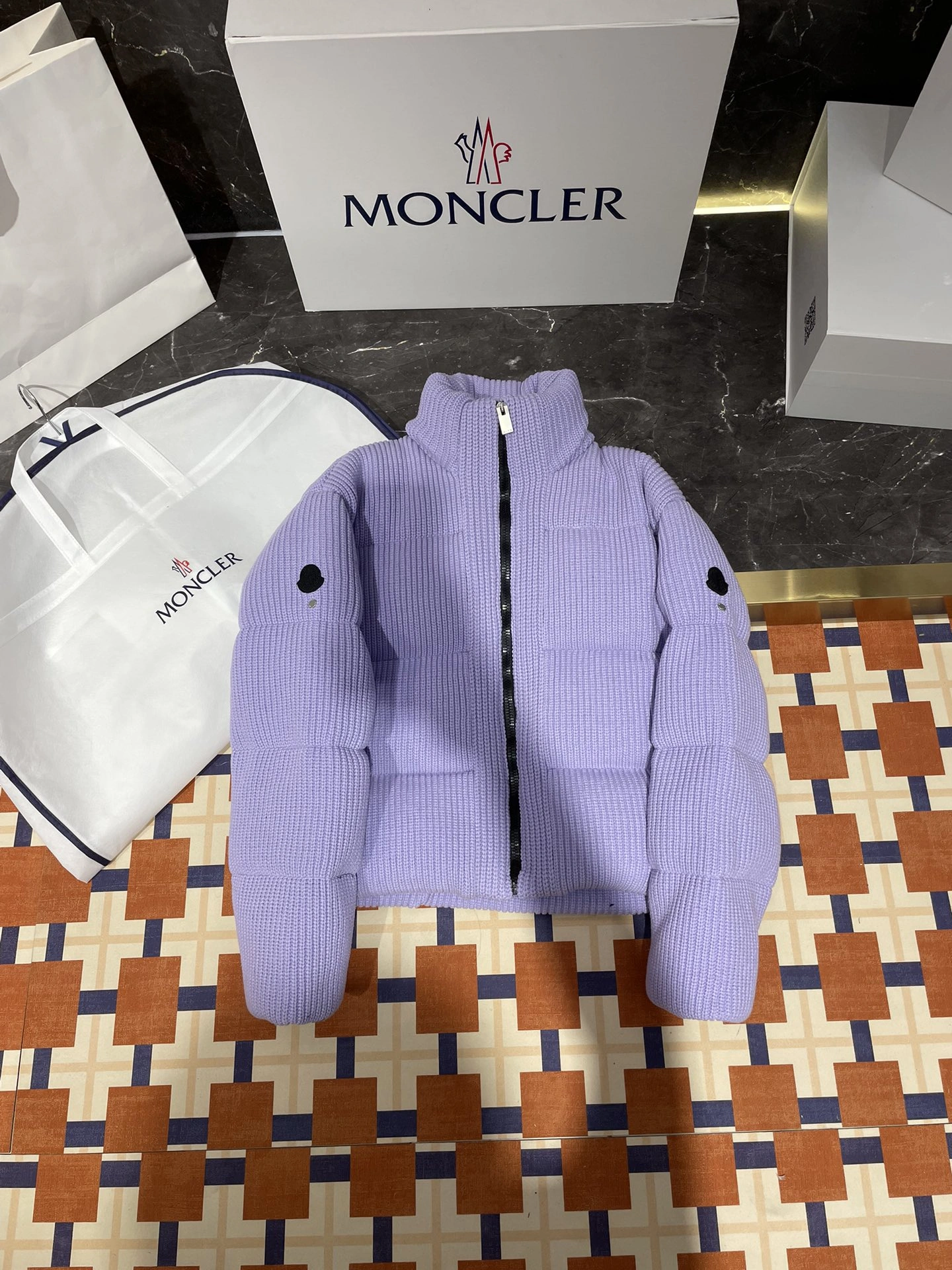 Soft Moncler Down Jackets 145966