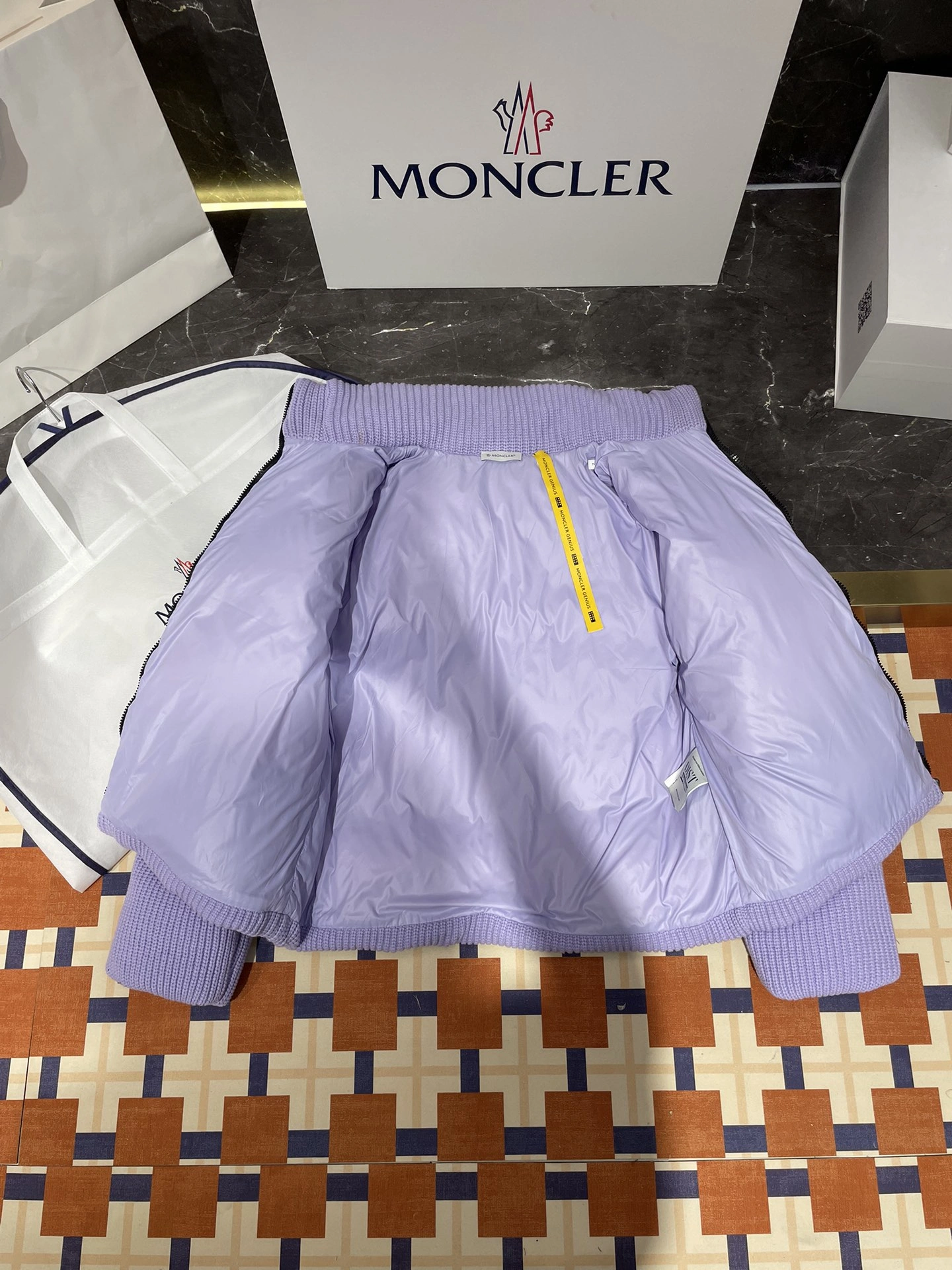Soft Moncler Down Jackets 145966