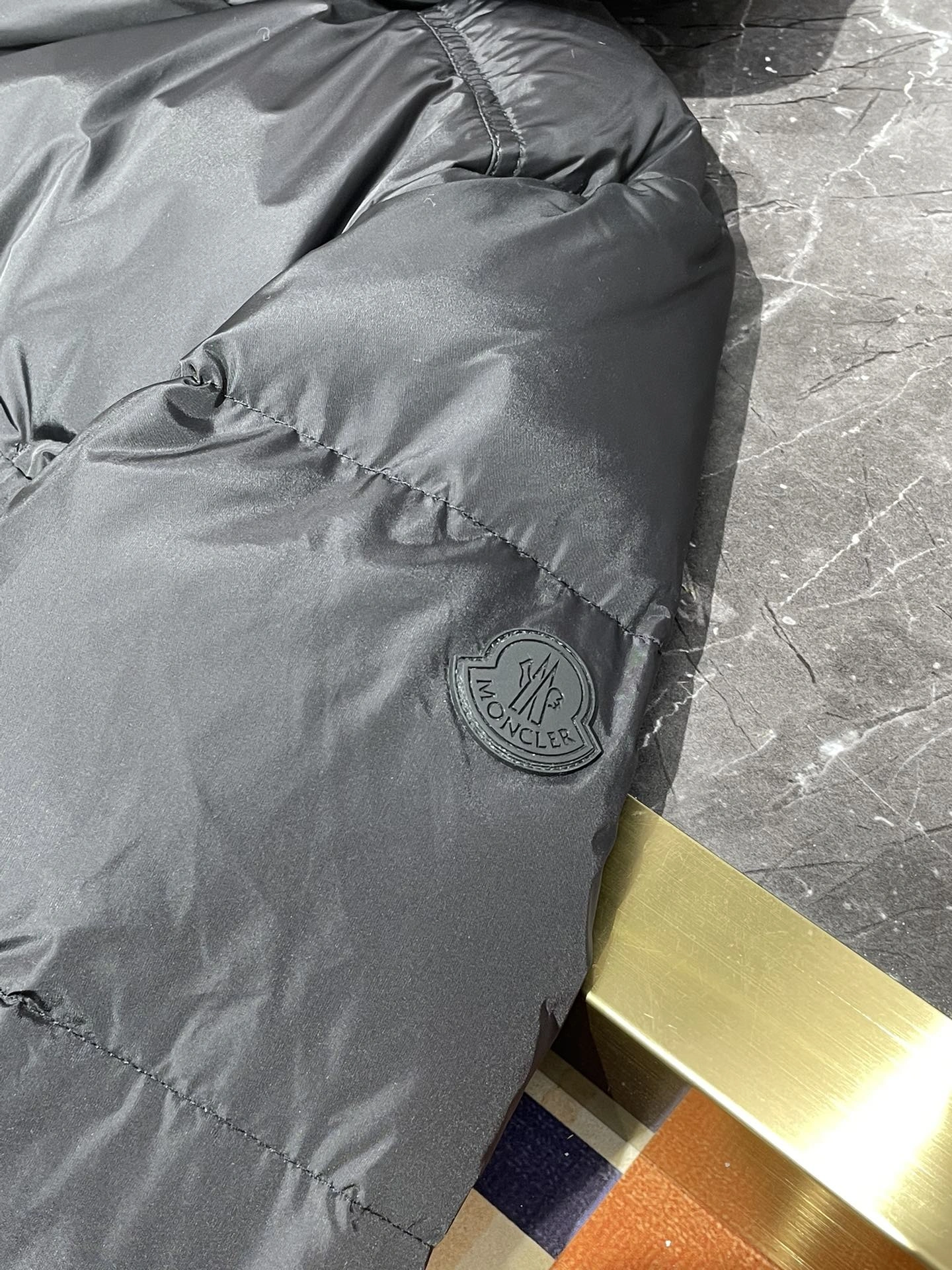 Seasonal Moncler Down Jackets 145964