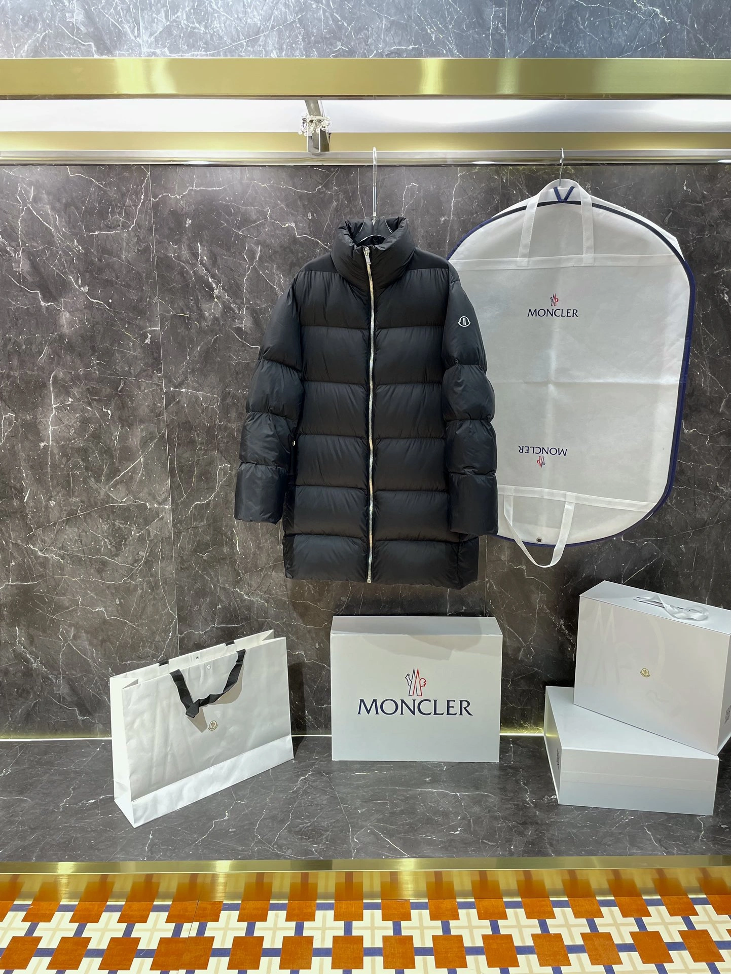 Moncler Down Jackets HighQuality 145970