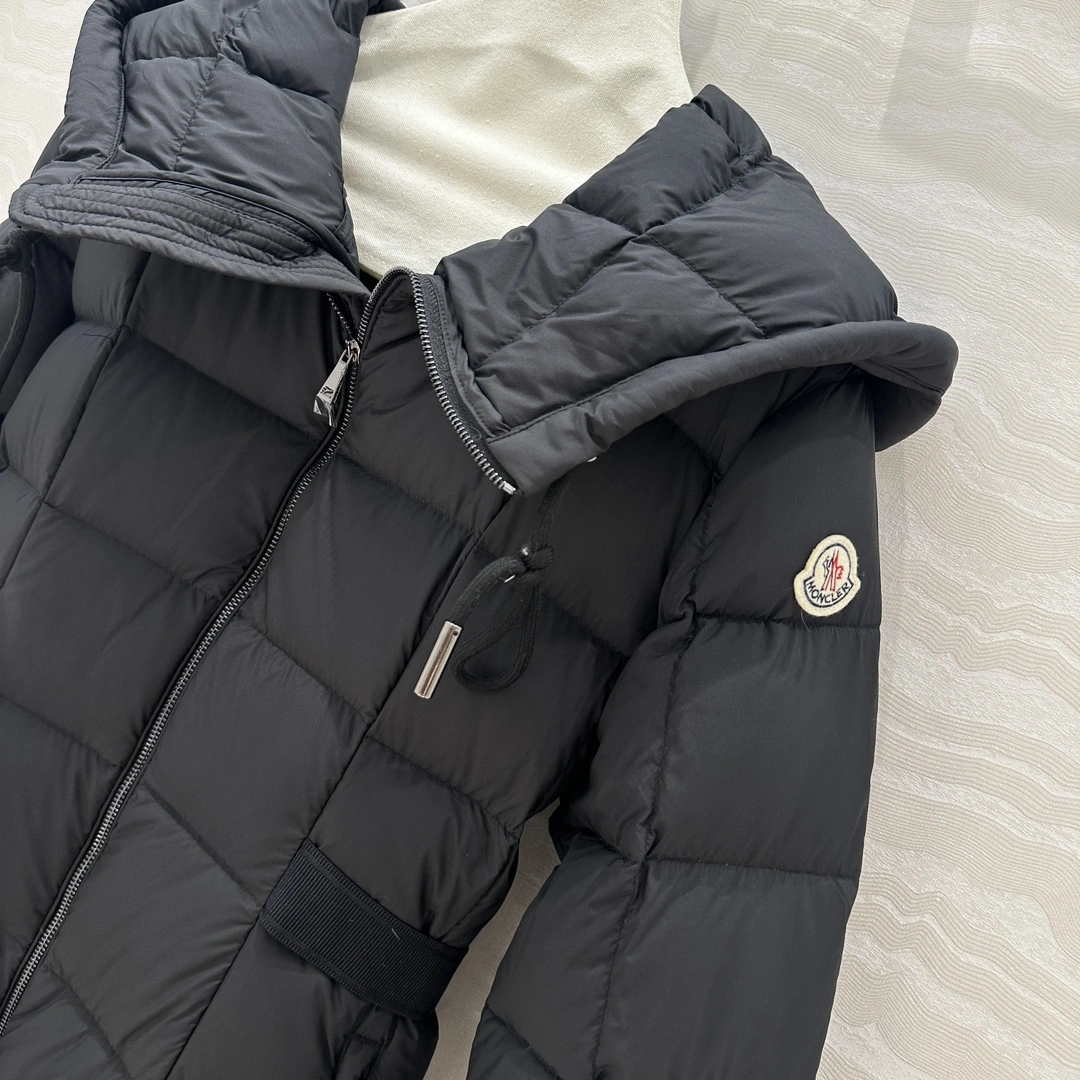 Moncler Down Jackets Classic 145965