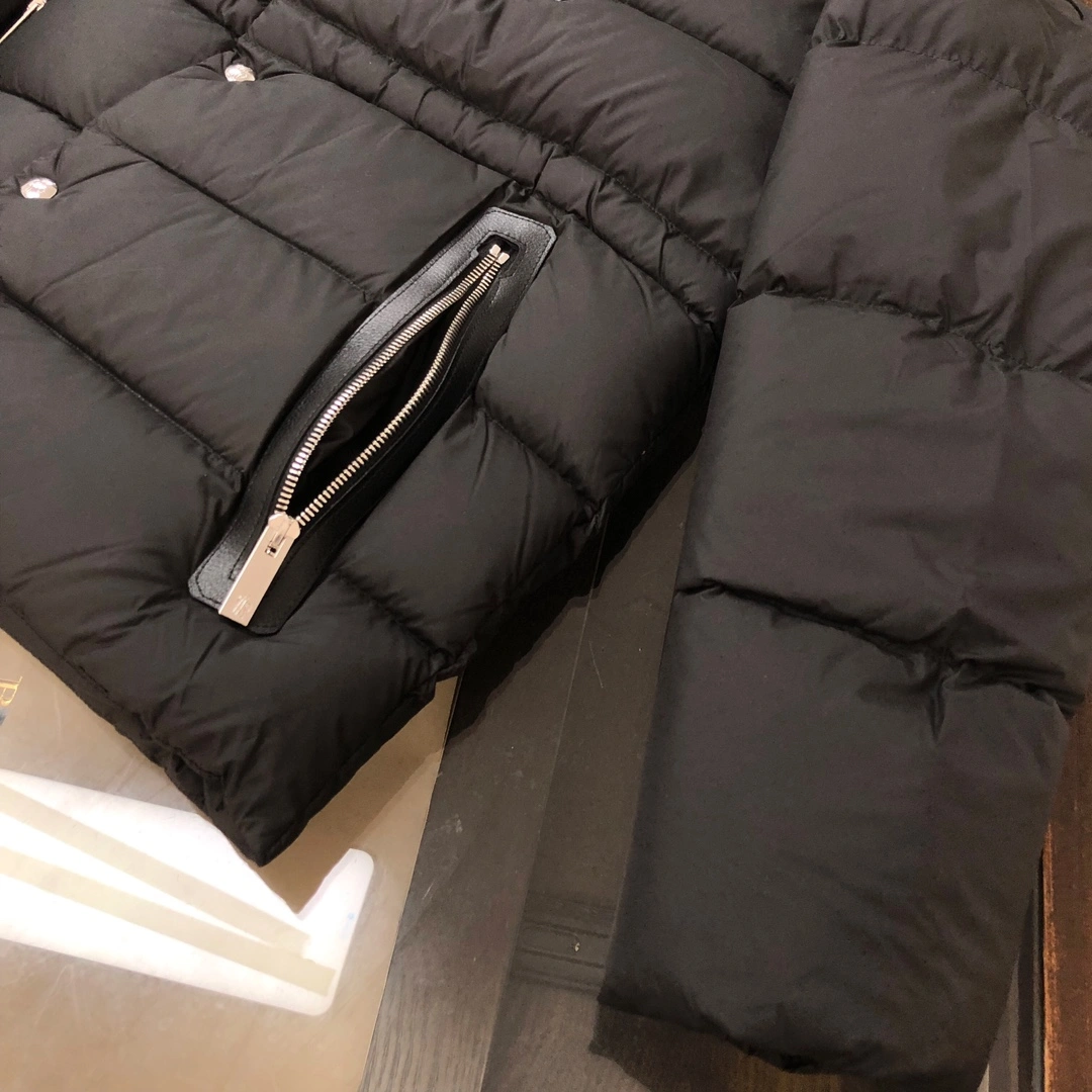 ZipUp Moncler Down Jackets 145967