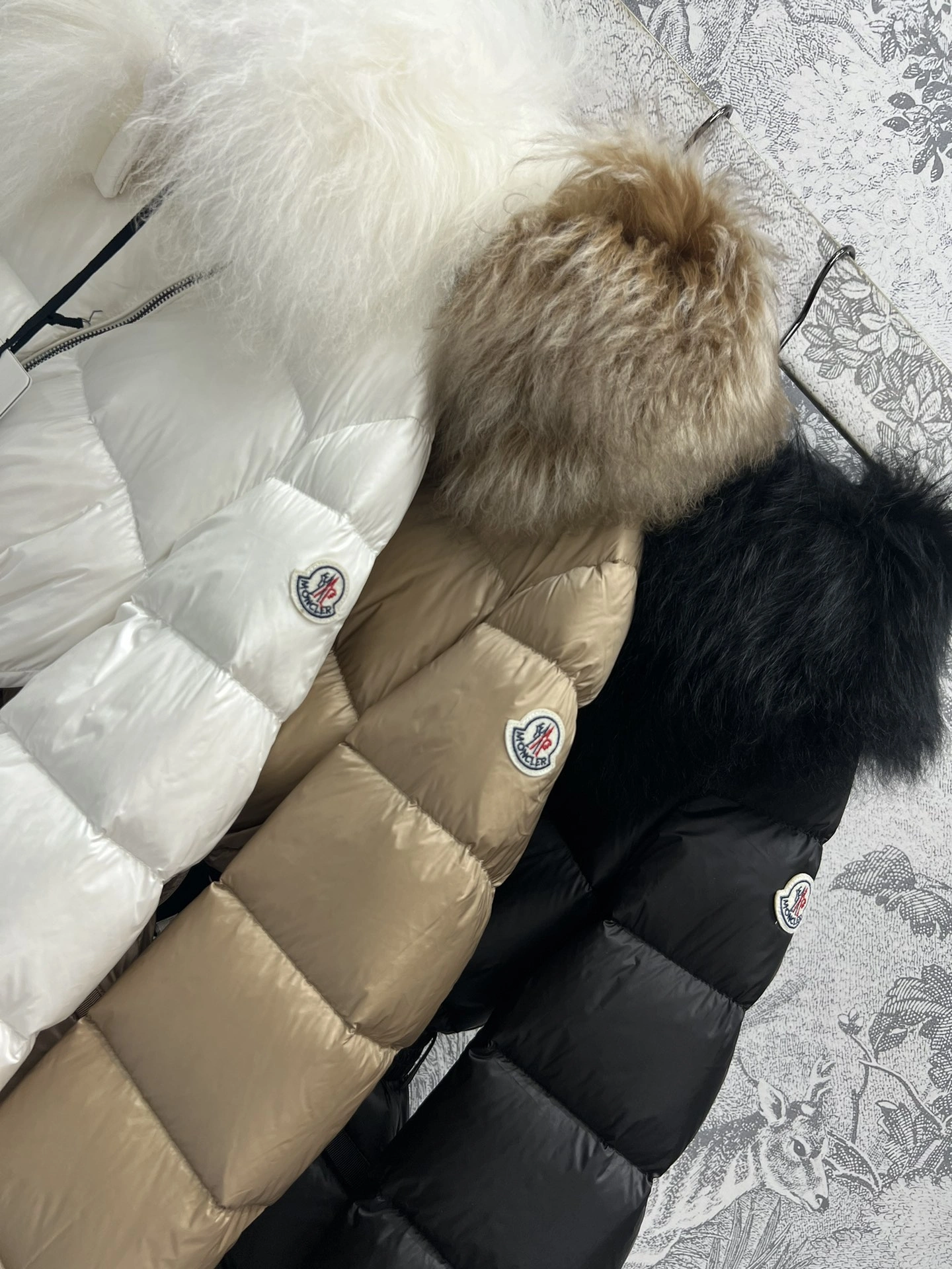 Breathable Moncler Down Jackets 145960