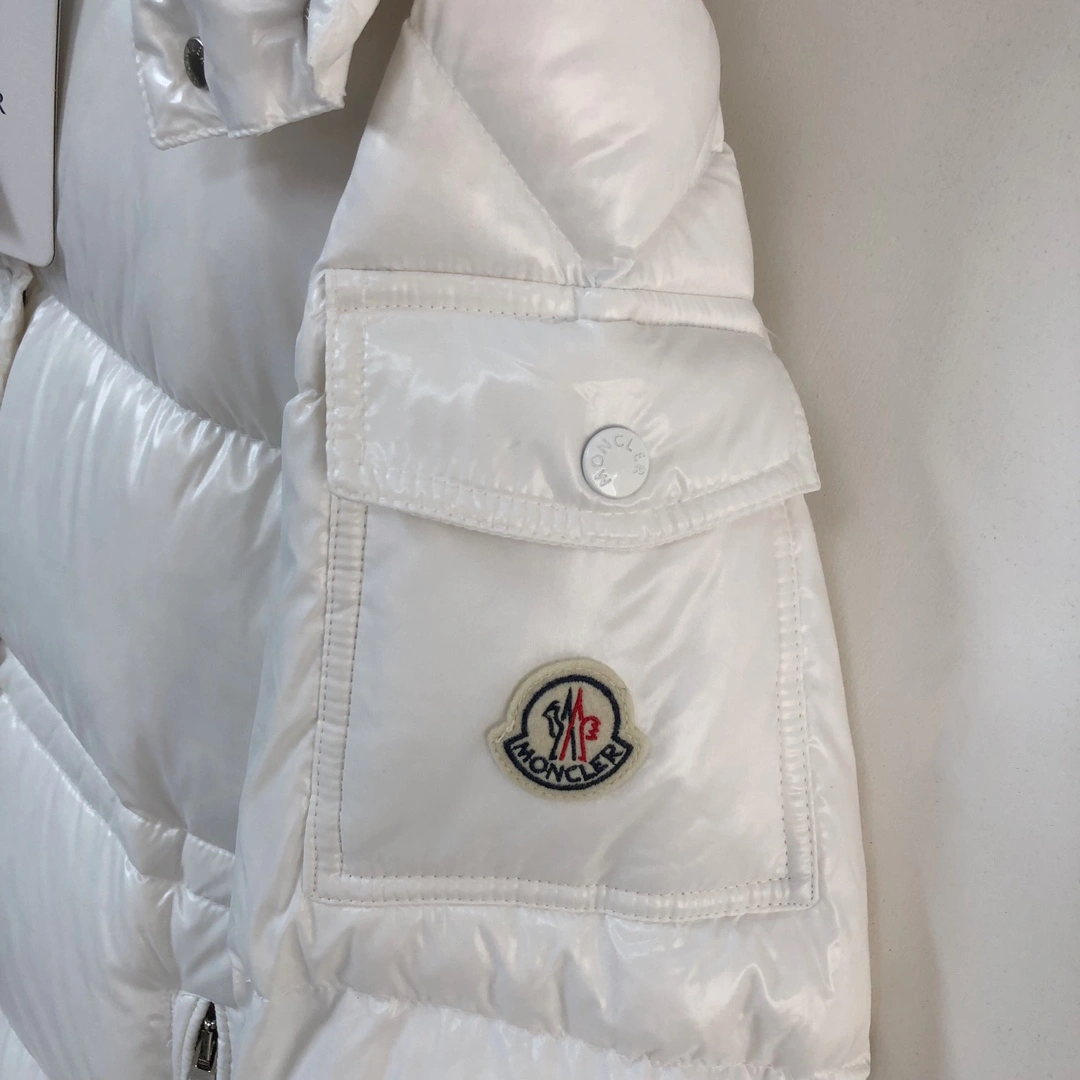 Moncler Down Jackets WeatherProof 145953