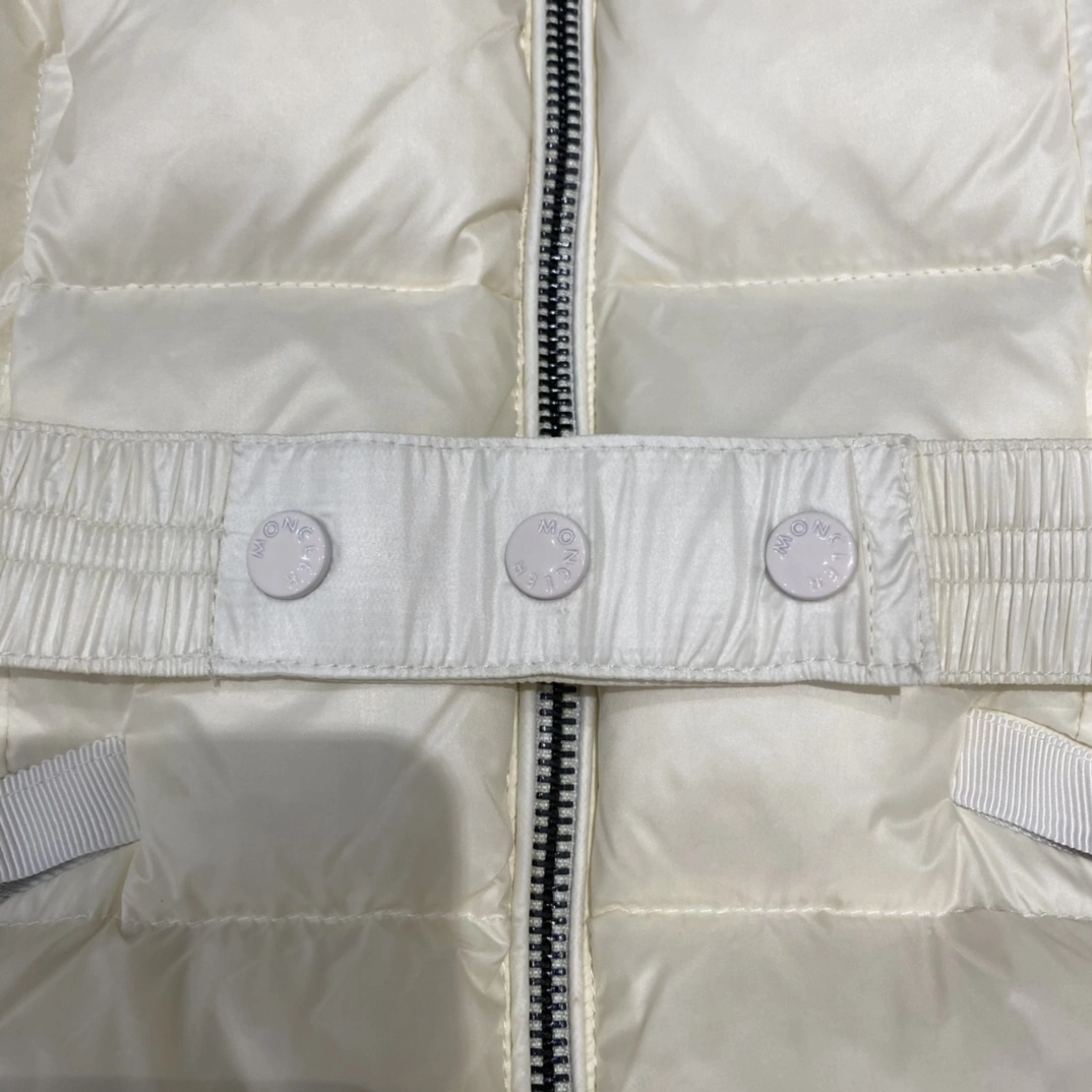 FreshLook Moncler Down Jackets 145951