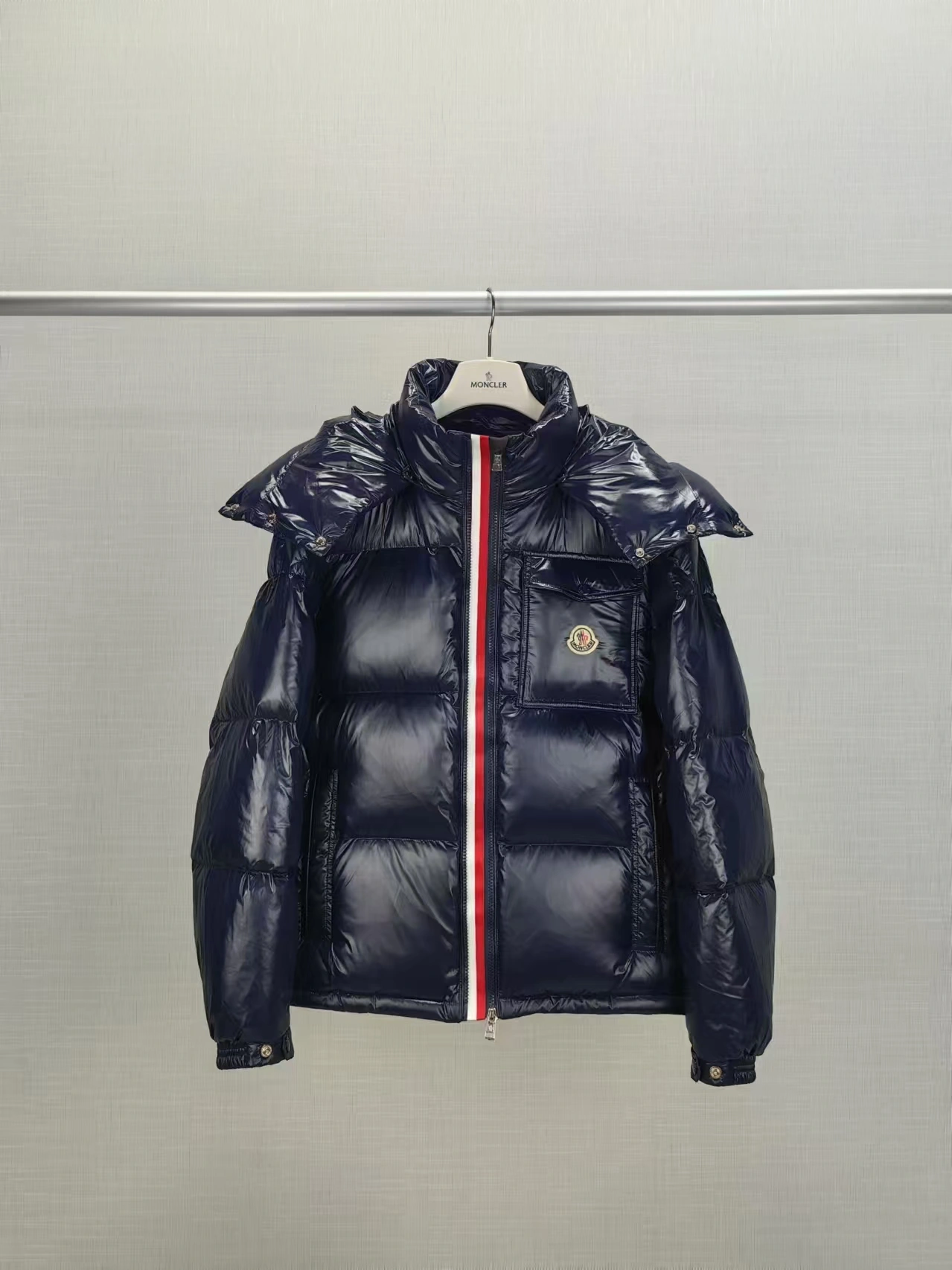 Supportive Moncler Down Jackets 145940