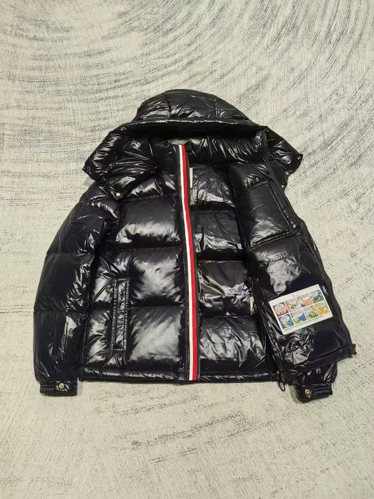 Tailored Moncler Down Jackets 145949