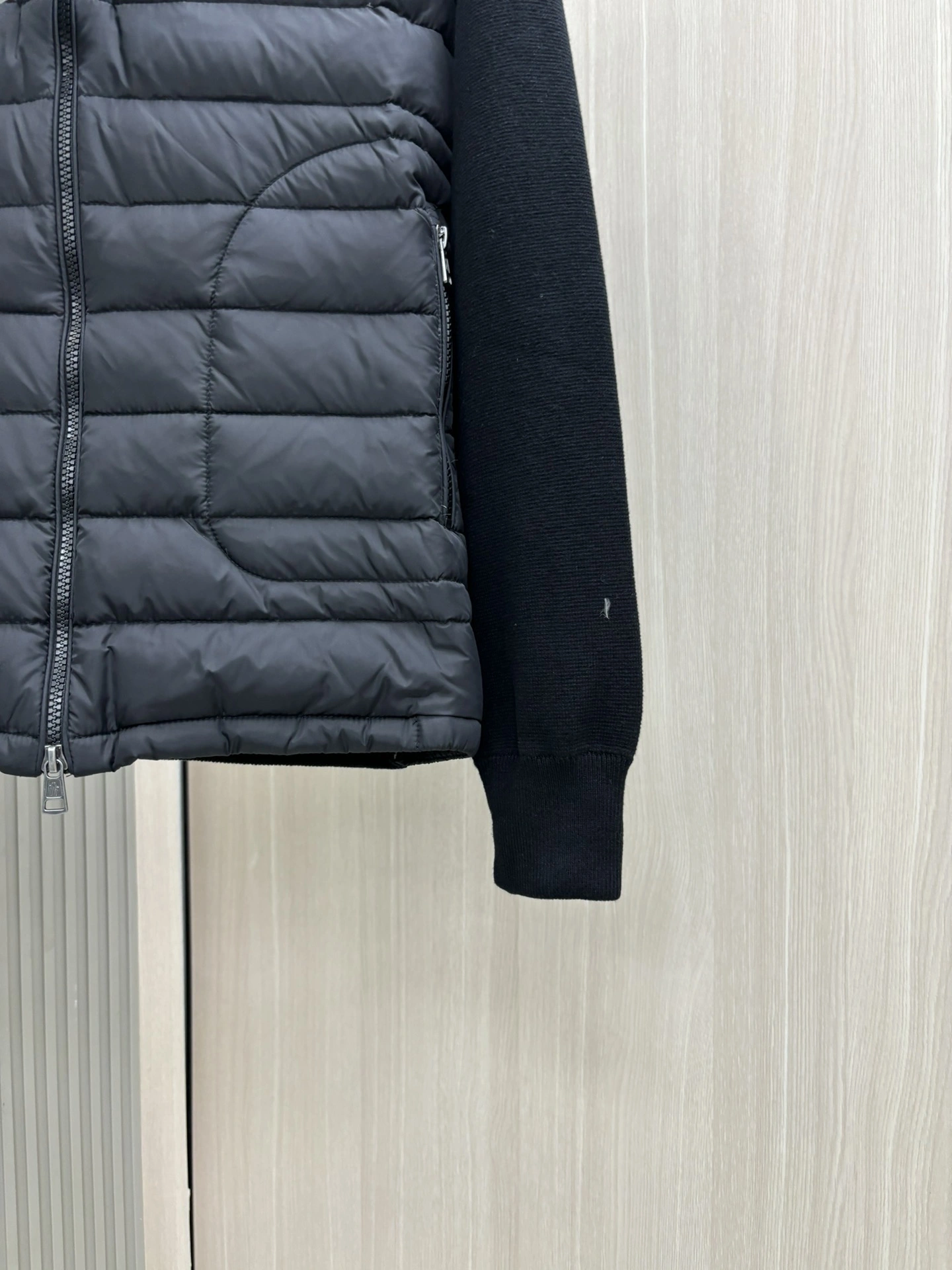 Efficient Moncler Down Jackets 145942