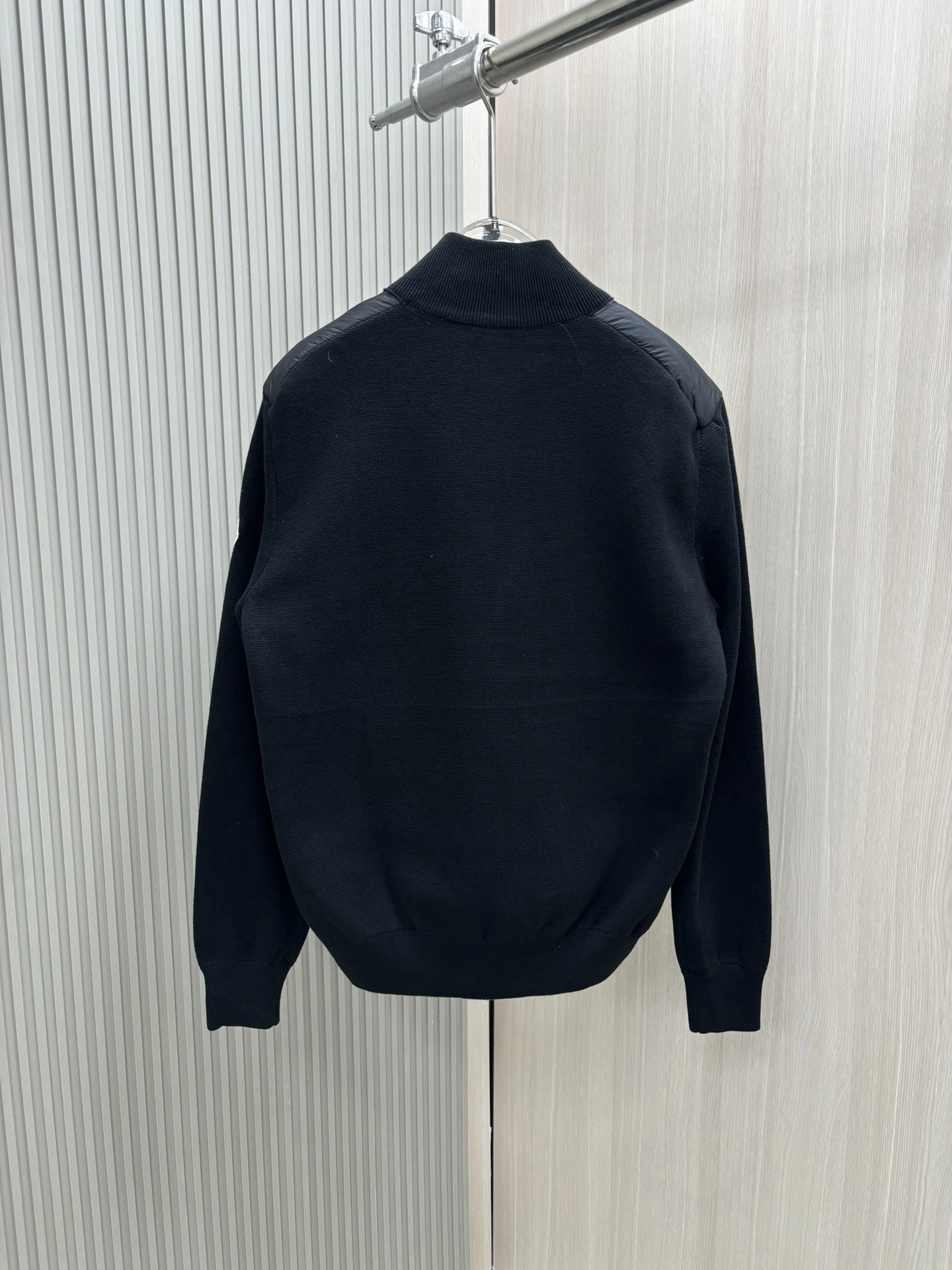 Efficient Moncler Down Jackets 145942