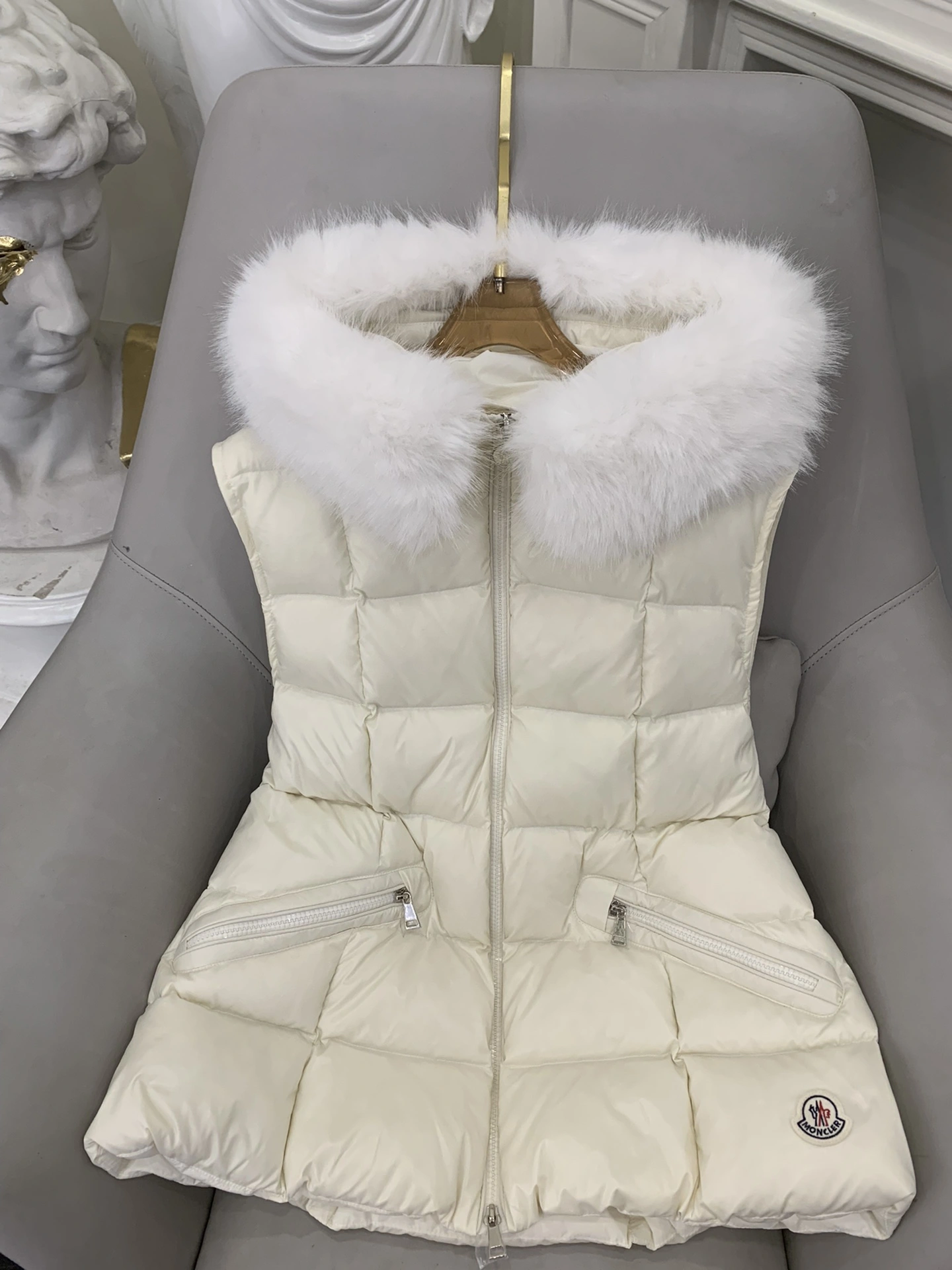 ComfortFit Moncler Down Jackets 145957