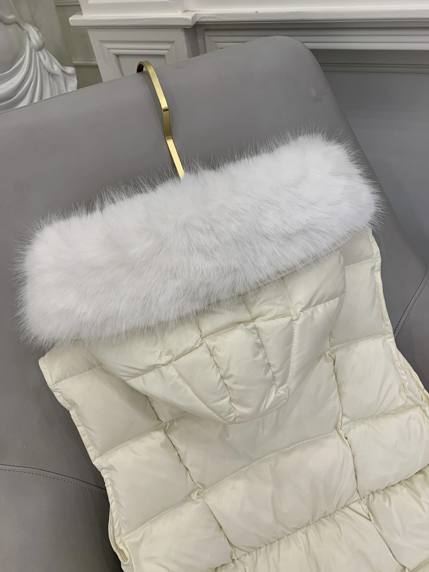 ComfortFit Moncler Down Jackets 145957
