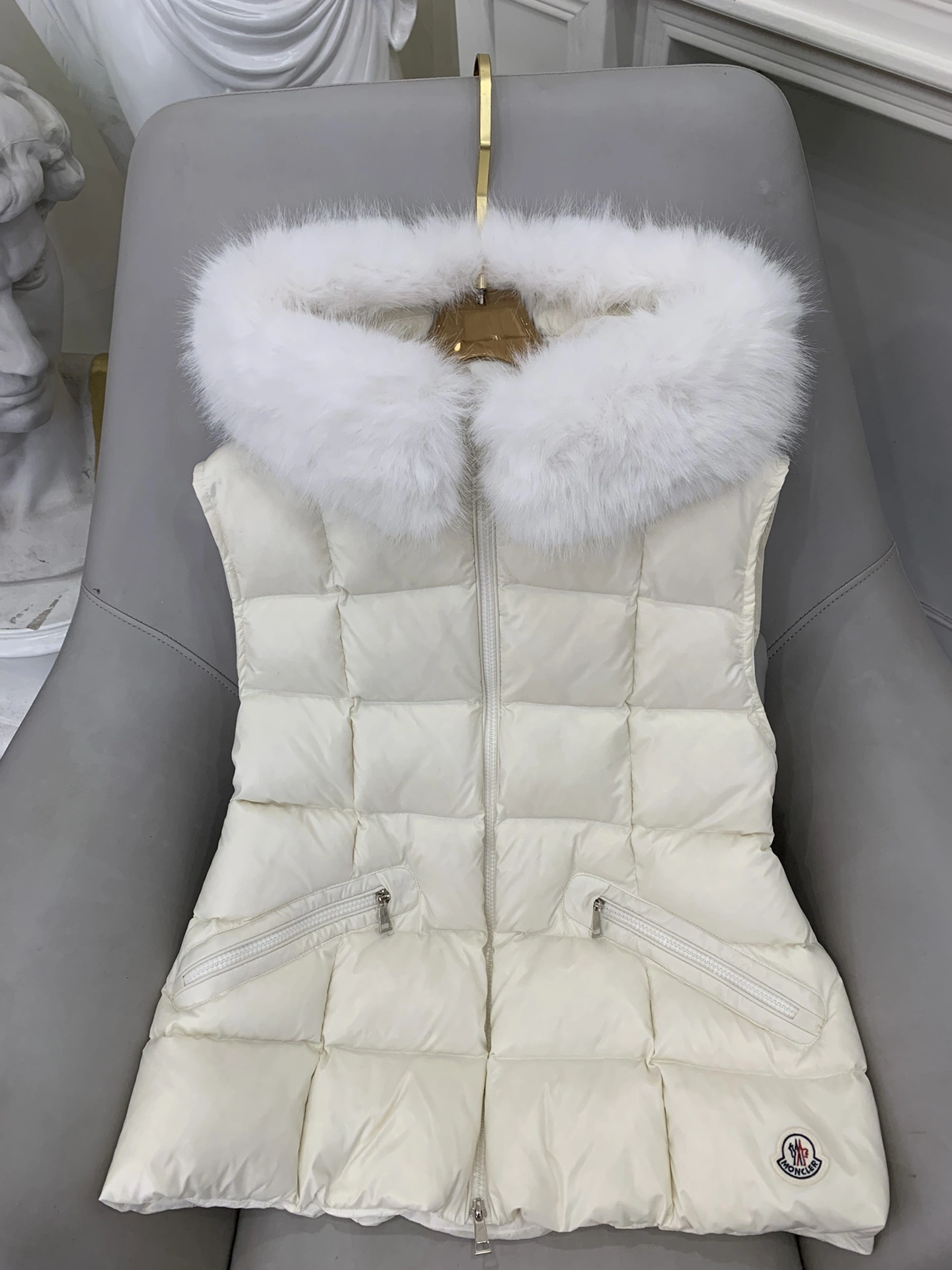ComfortFit Moncler Down Jackets 145957