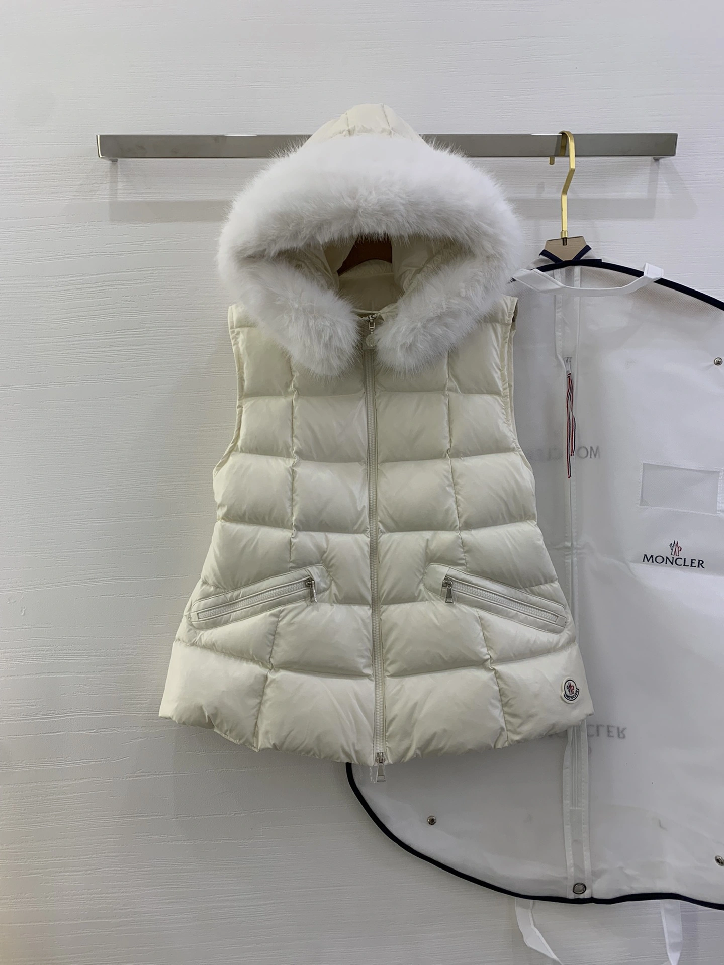 Upgraded Moncler Down Jackets 145945