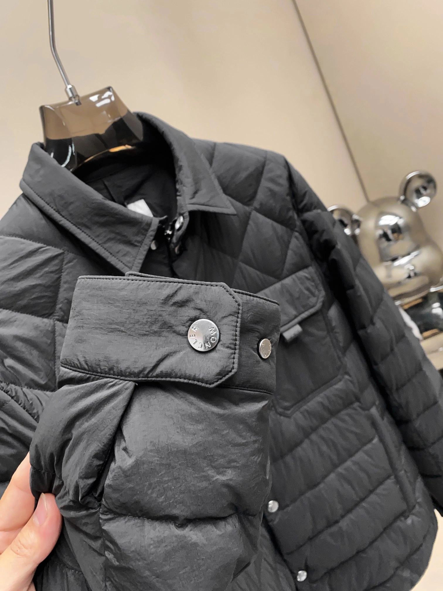 Moncler Down Jackets SmoothTexture 145947