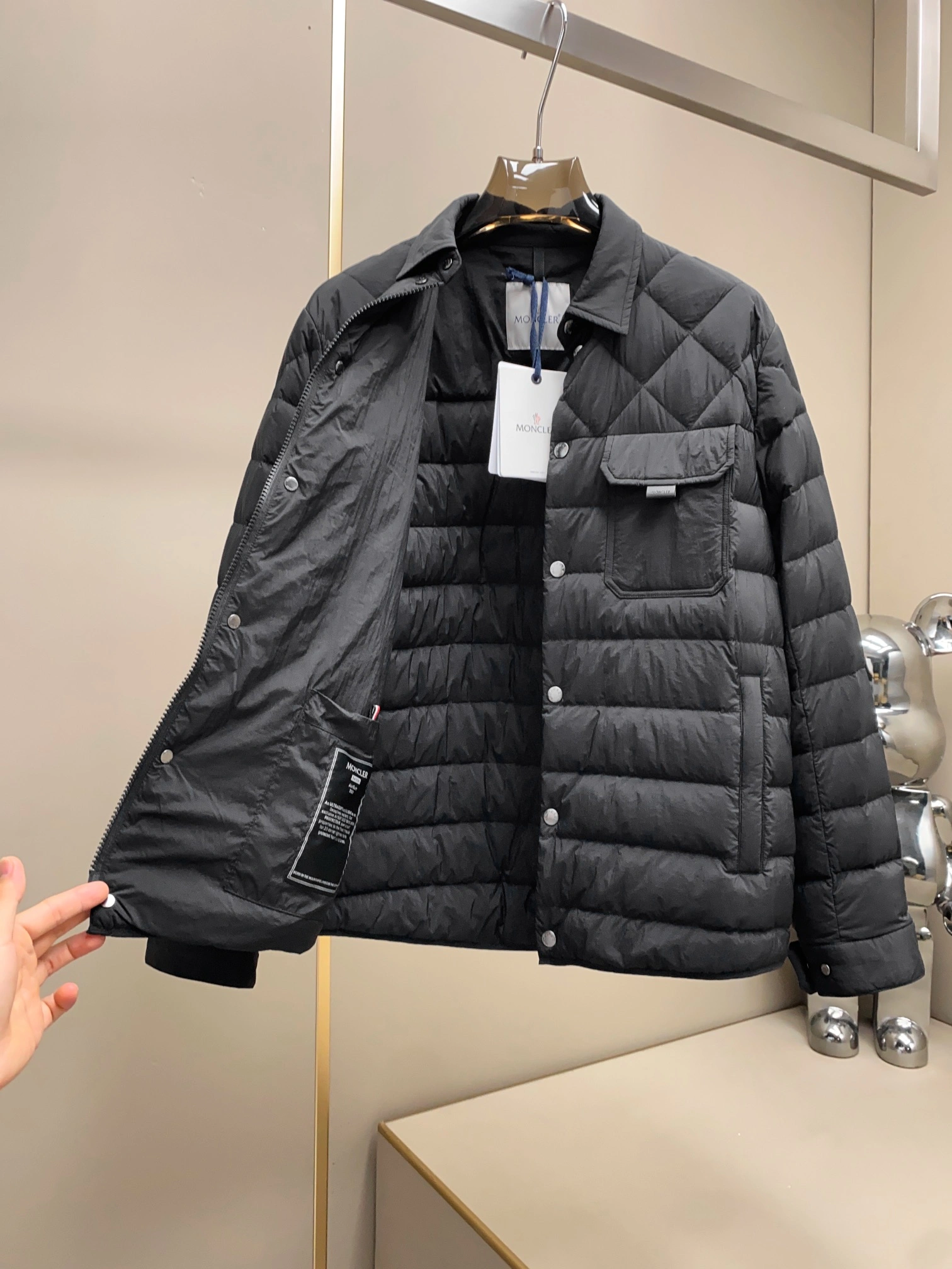 Moncler Down Jackets SmoothTexture 145947