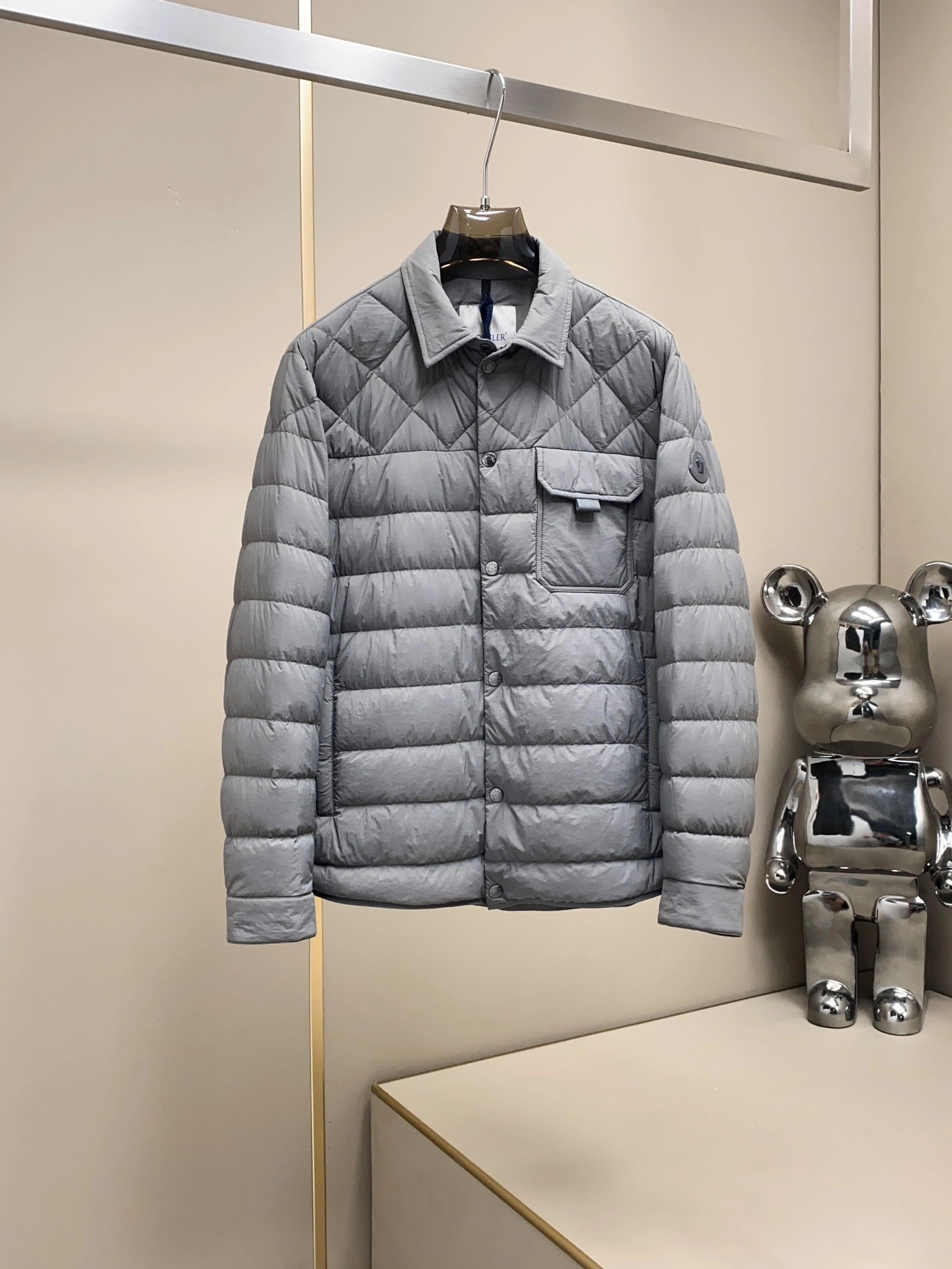 Moncler Down Jackets Bright 145943