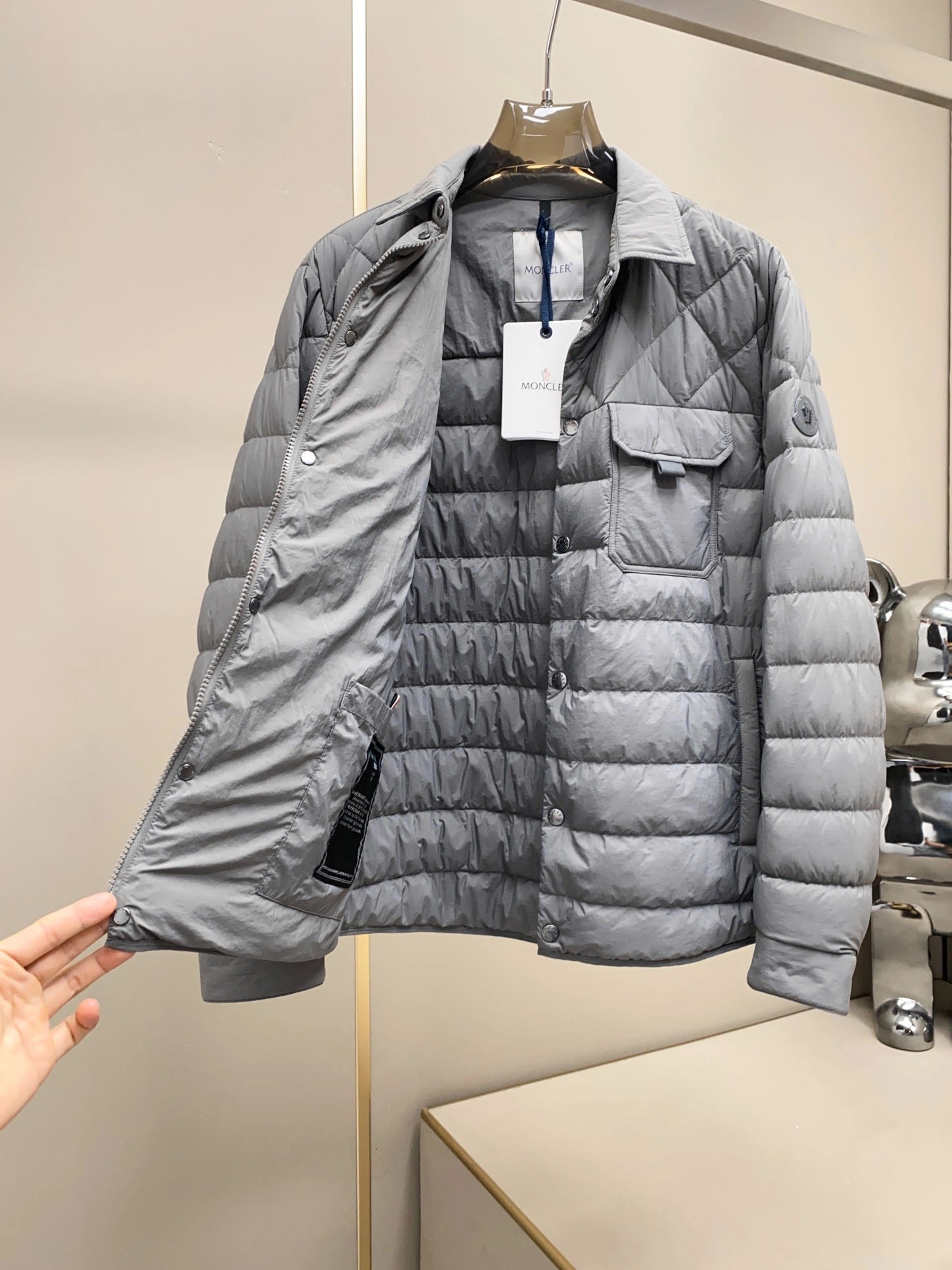 Moncler Down Jackets Bright 145943