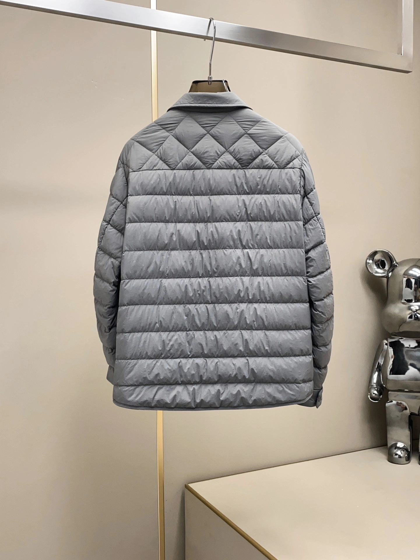 Moncler Down Jackets Bright 145943