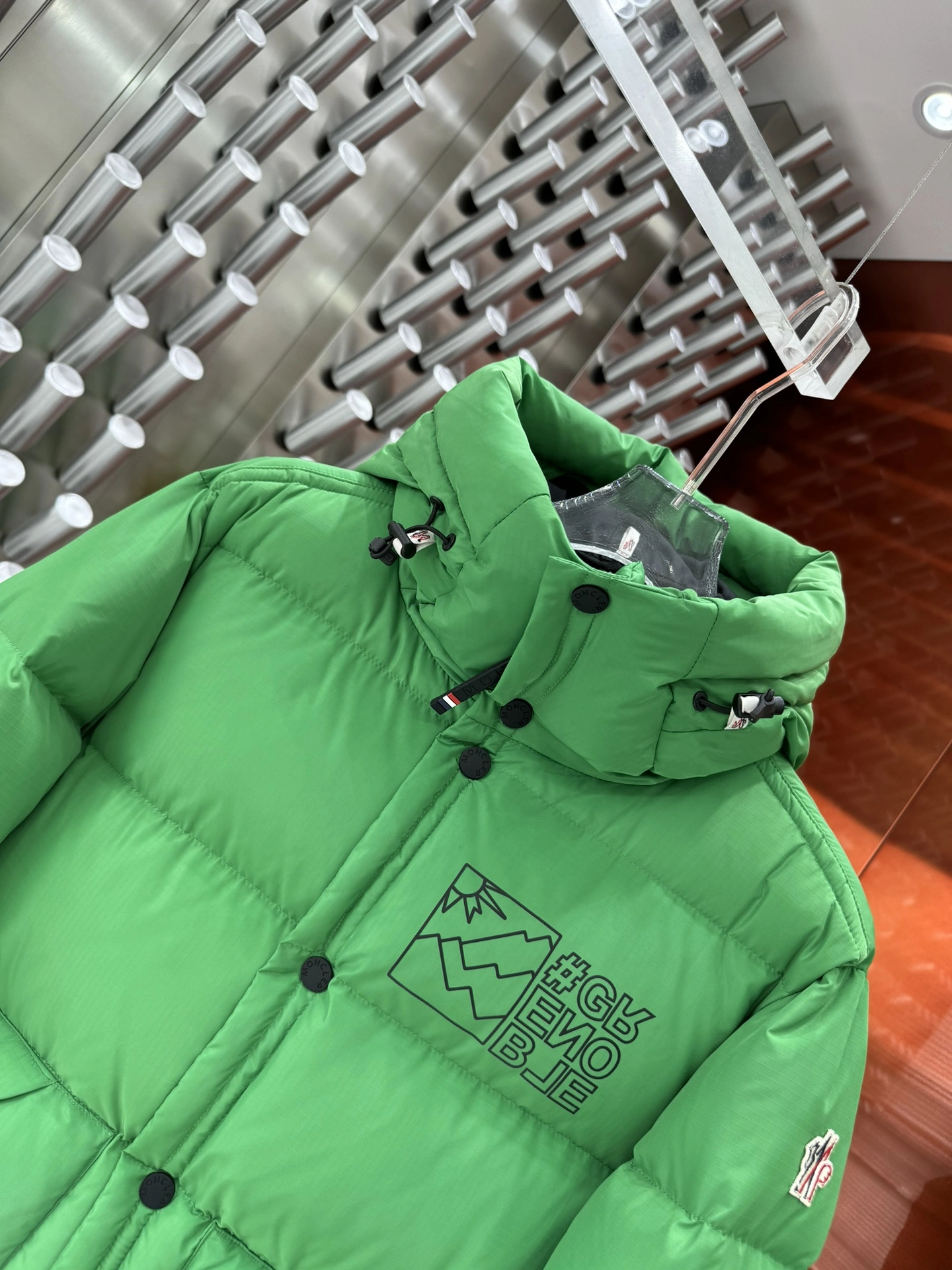 FlexibleFit Moncler Down Jackets 145933