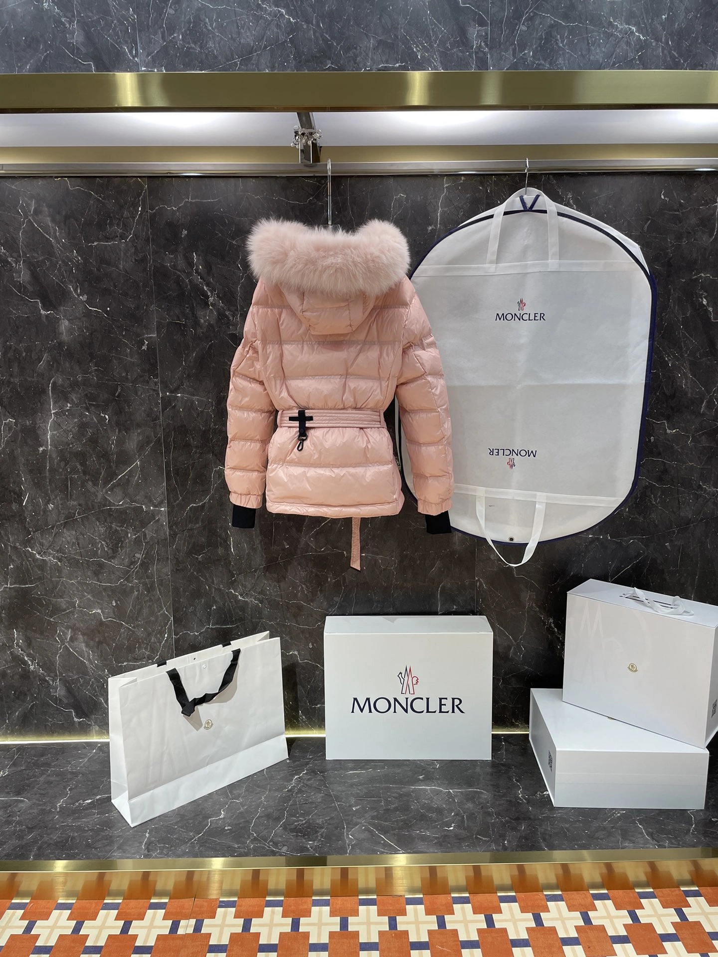 Soft Moncler Down Jackets 145921