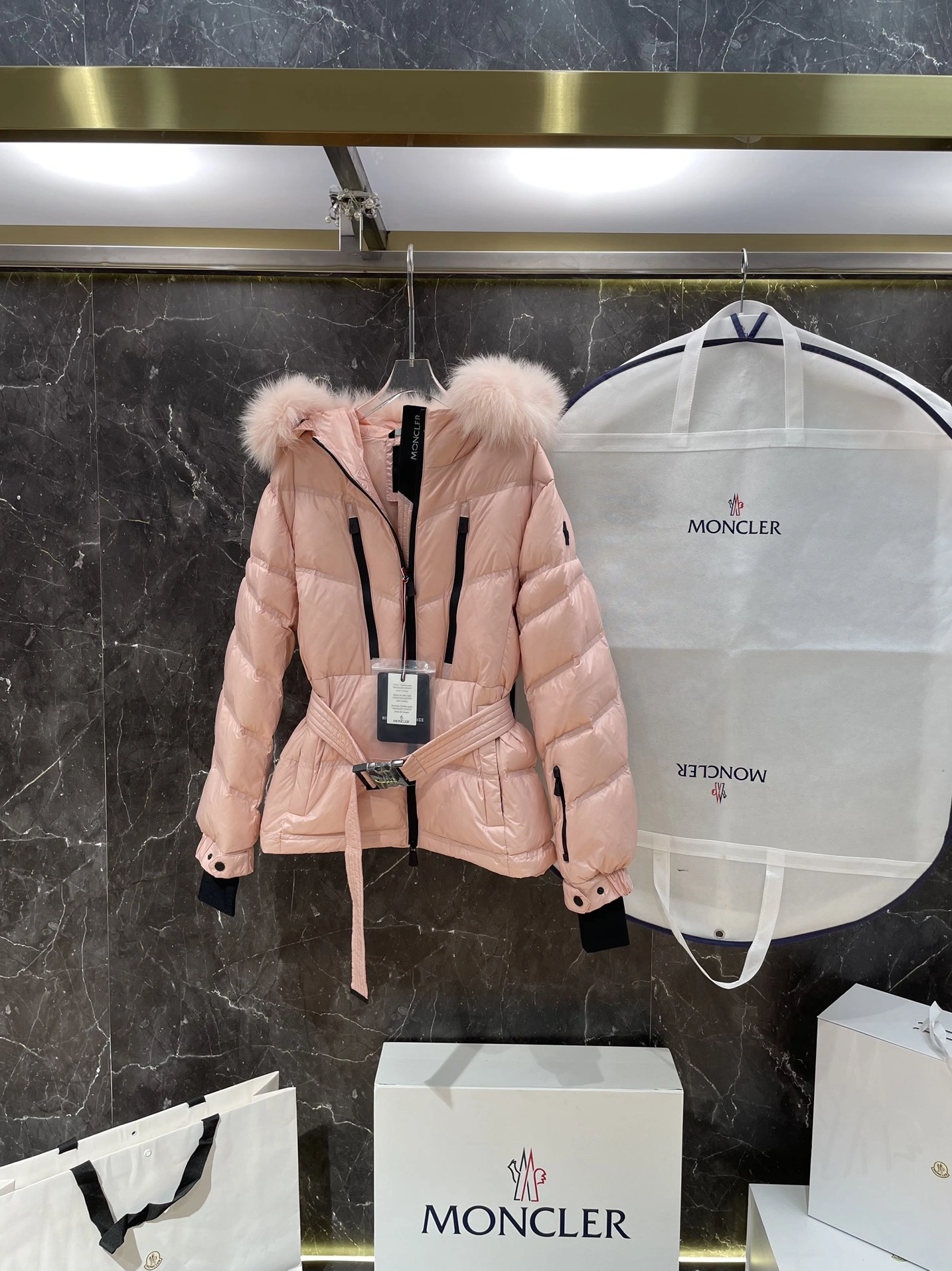 Soft Moncler Down Jackets 145921