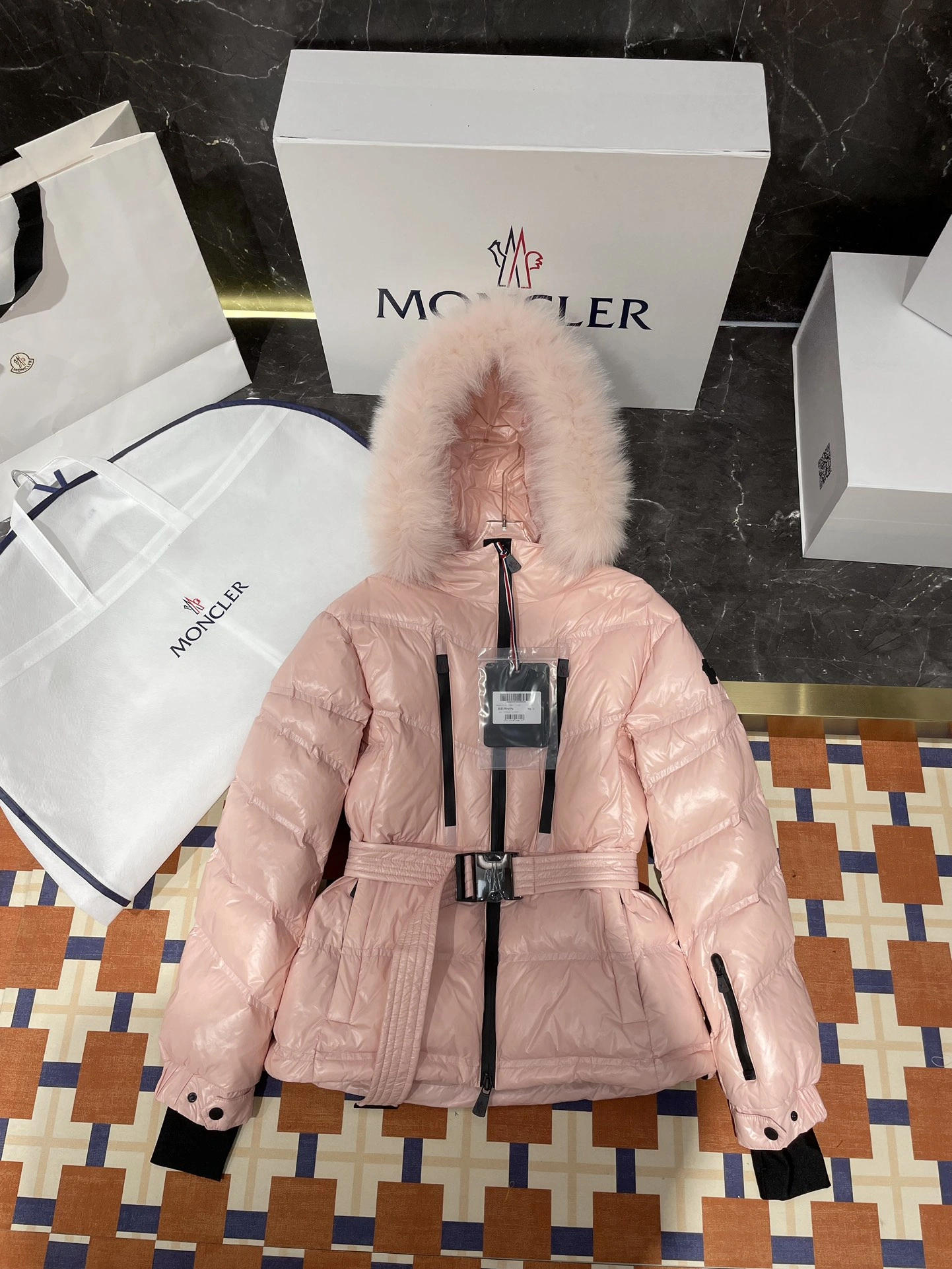 Soft Moncler Down Jackets 145921