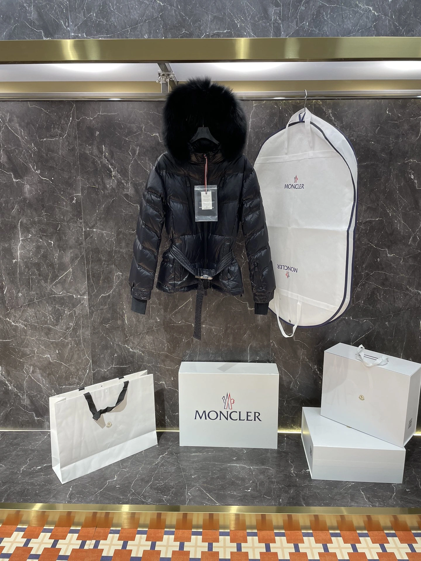 Moncler Down Jackets FlexibleFit 145926
