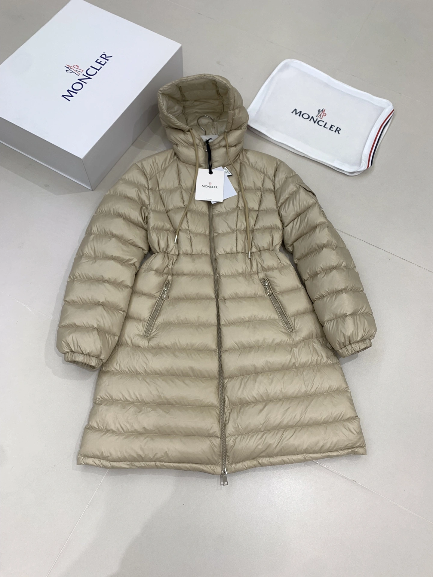 Attractive Moncler Down Jackets 145923