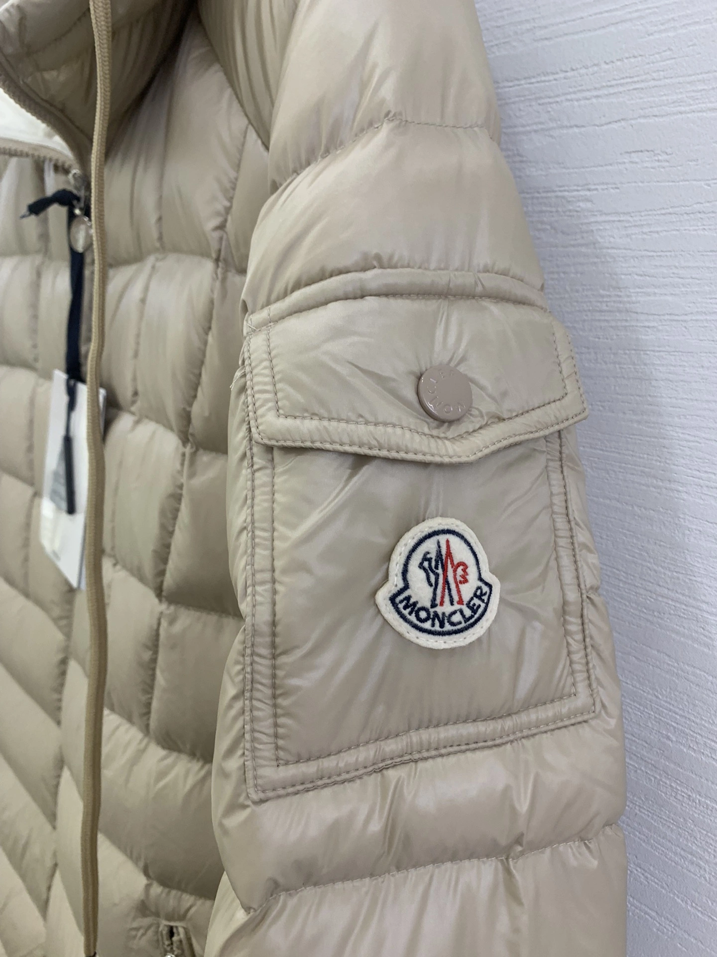 Affordable Moncler Down Jackets 145918