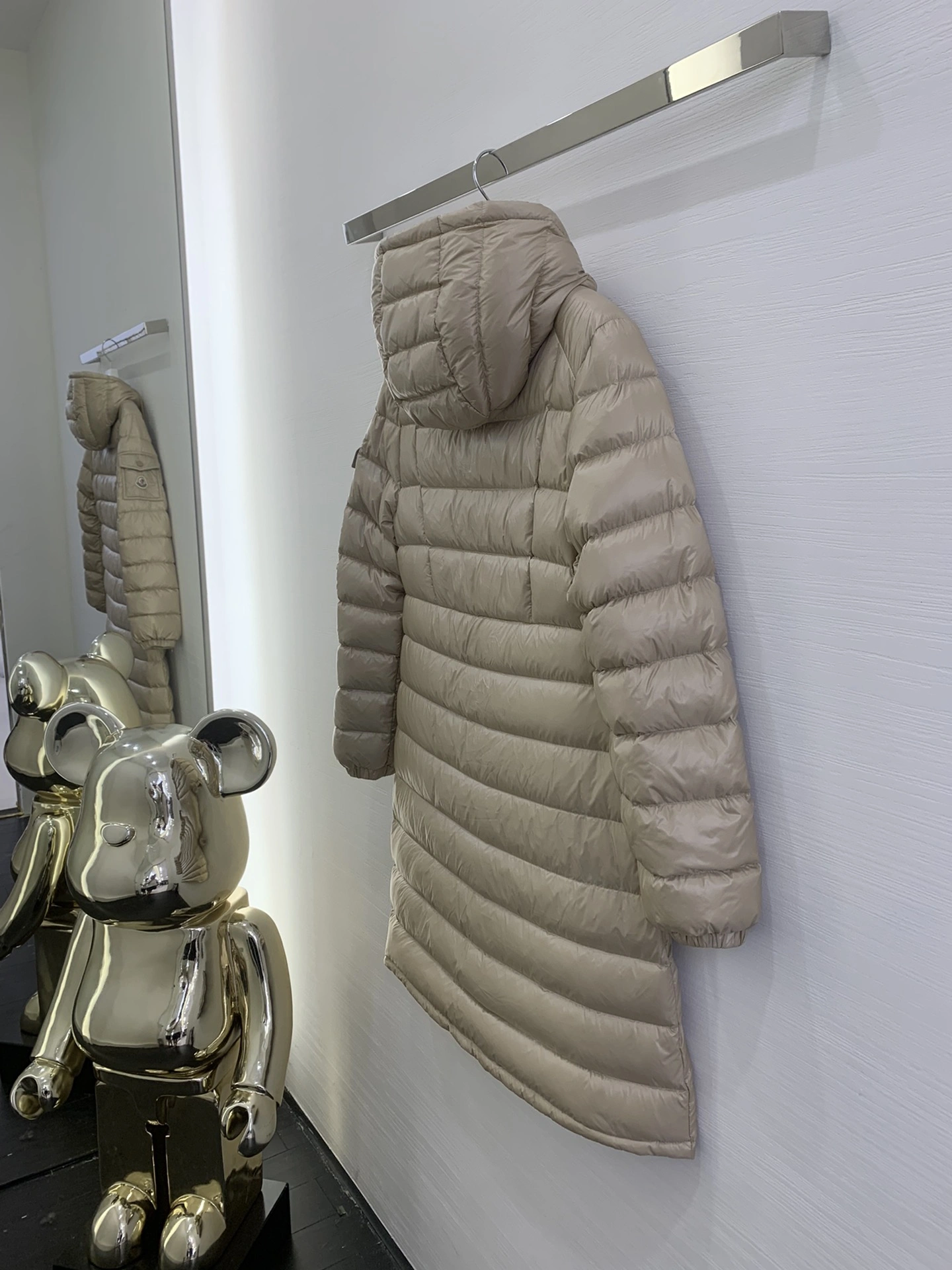 Affordable Moncler Down Jackets 145918