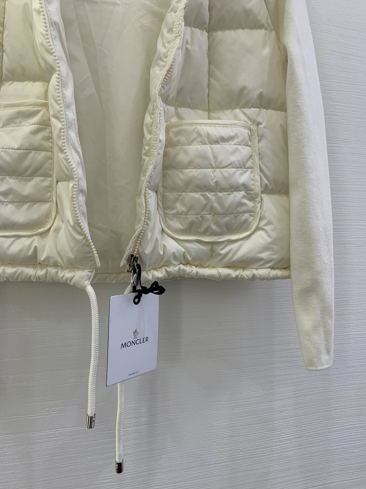Moncler Down Jackets OdorResistant 145915