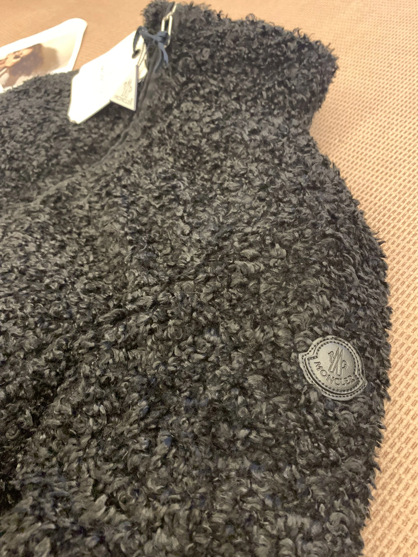 Moncler Down Jackets HighQuality 145907