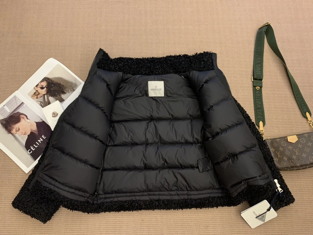 Moncler Down Jackets HighQuality 145907