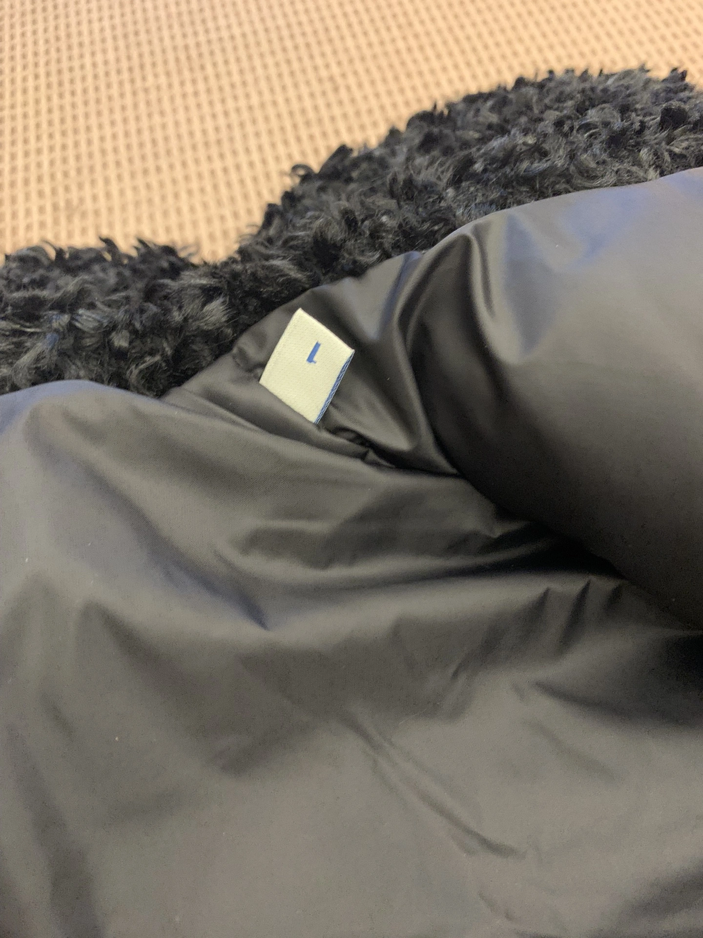 Moncler Down Jackets HighQuality 145907
