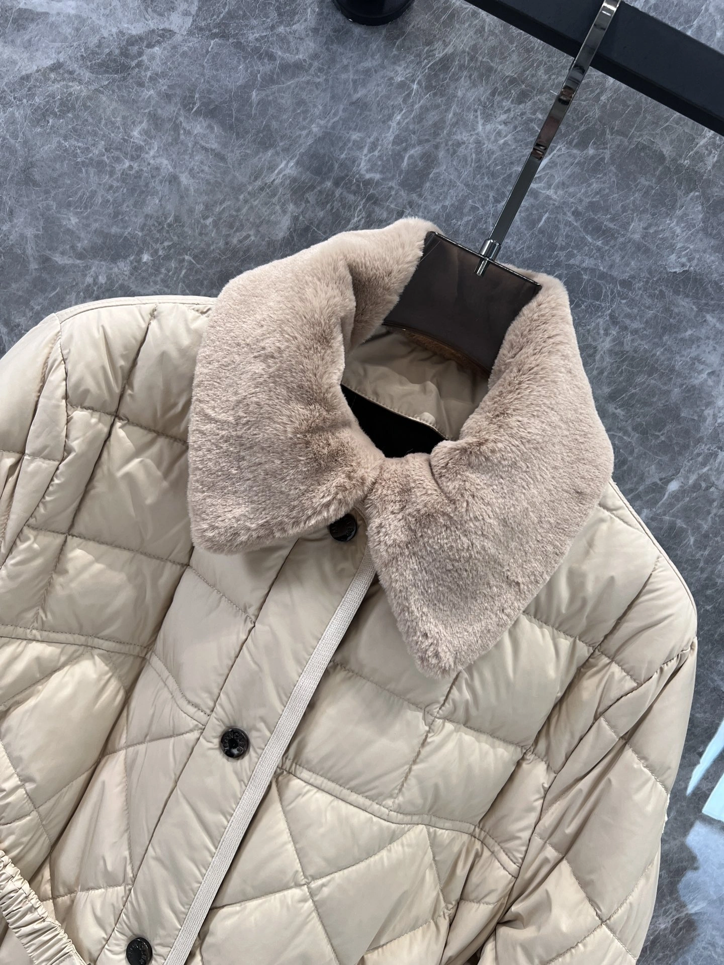 EasyCare Moncler Down Jackets 145919