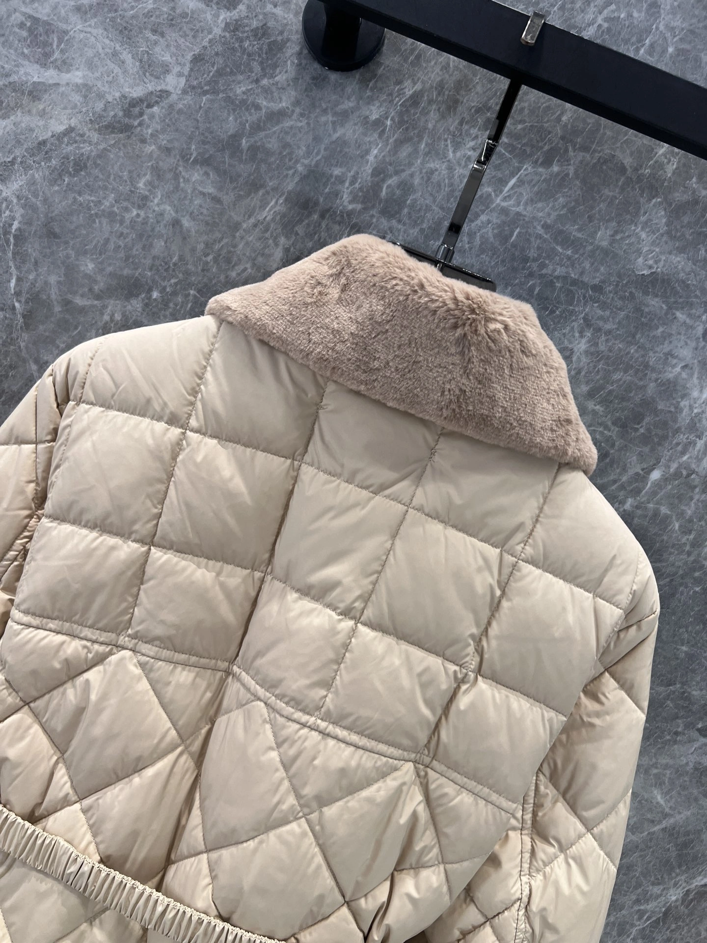 EasyCare Moncler Down Jackets 145919