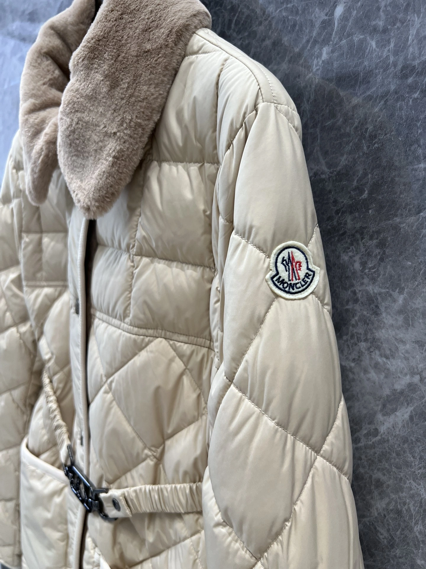 EasyCare Moncler Down Jackets 145919