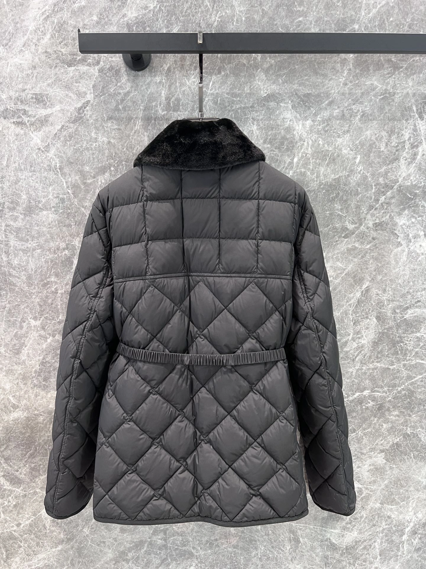 GoAnywhere Moncler Down Jackets 145903