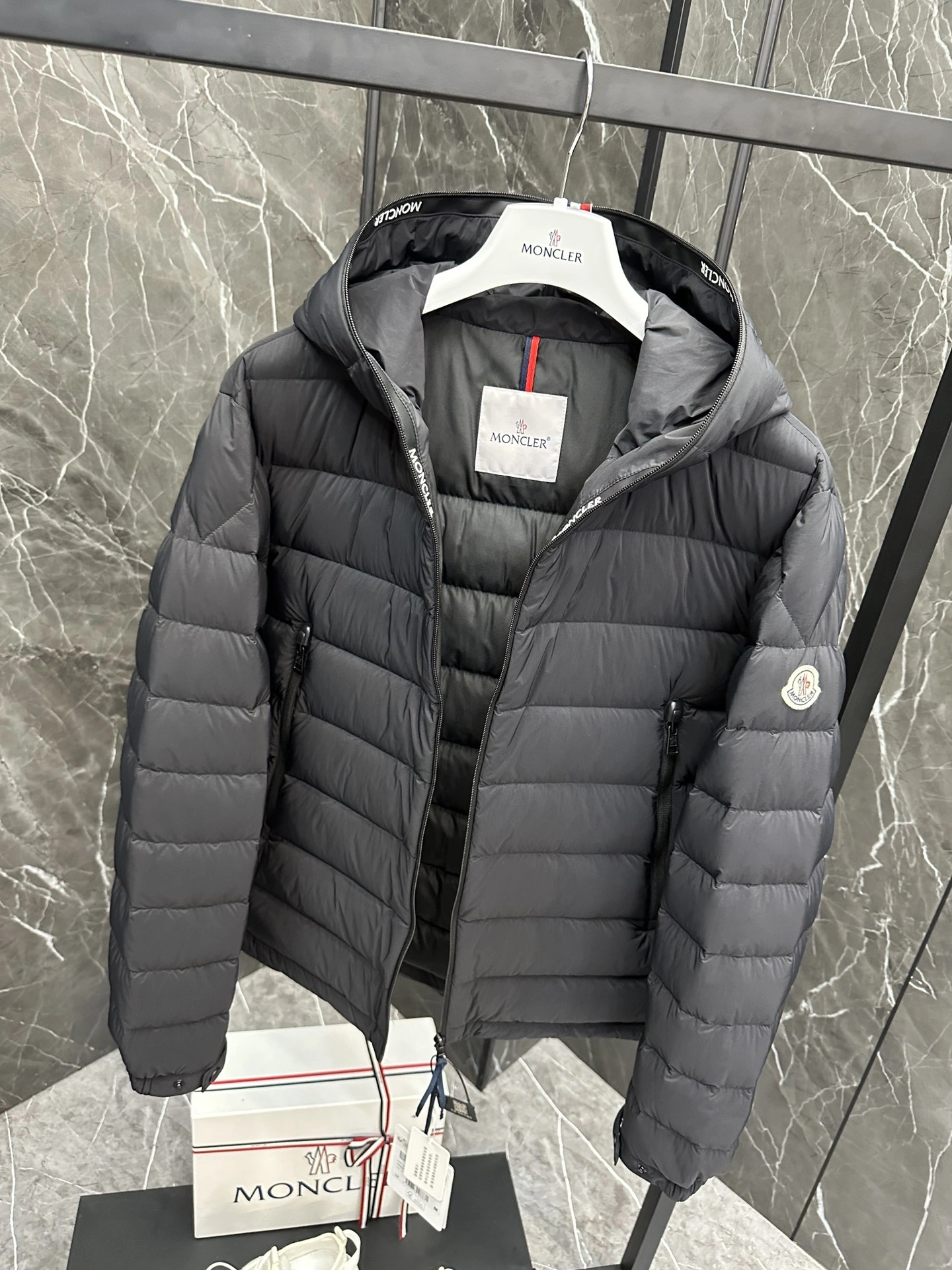 FastDry Moncler Down Jackets 145916