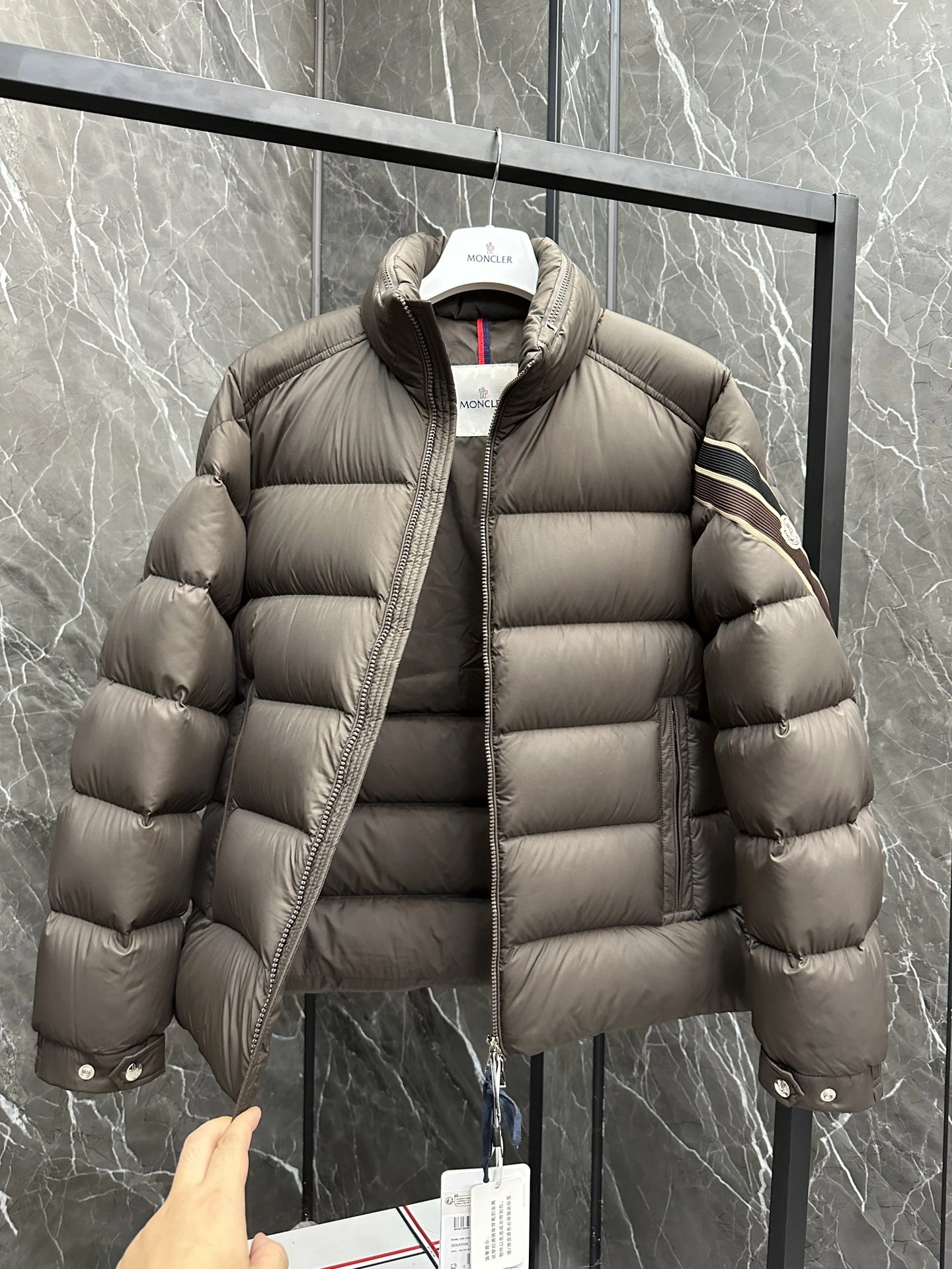 DailyWear Moncler Down Jackets 145911