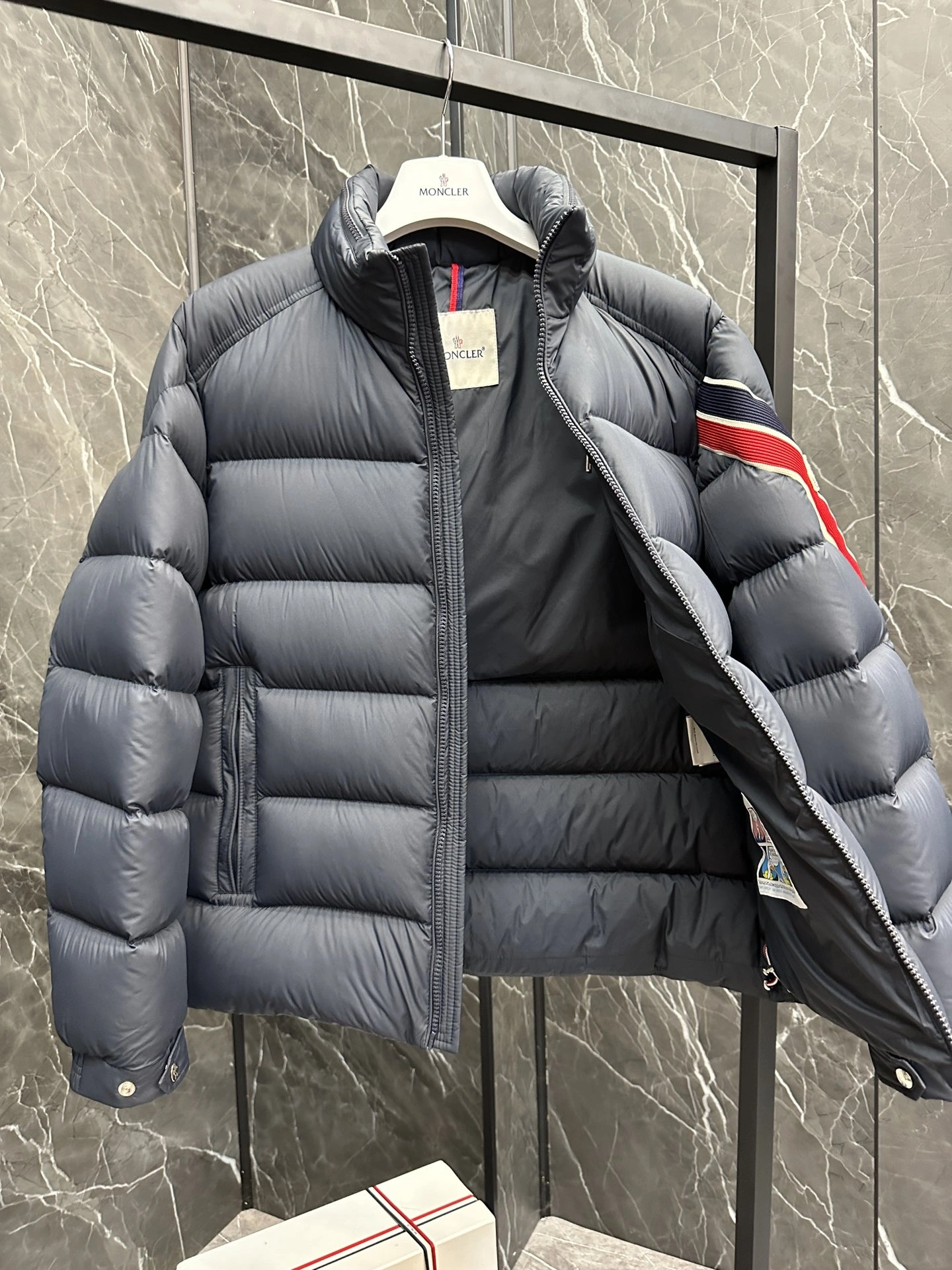 Moncler Down Jackets RelaxedFit 145924
