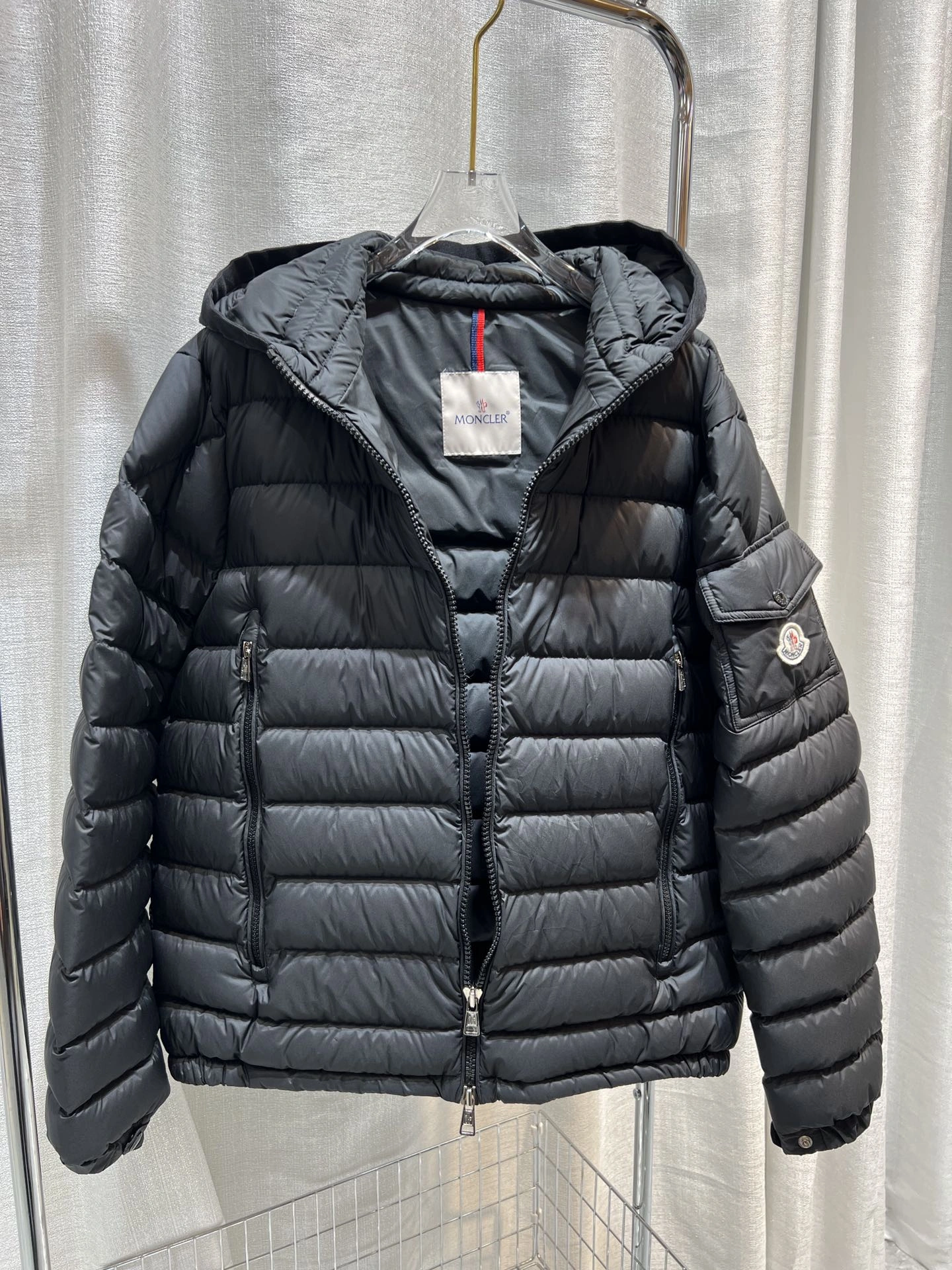 Moncler Down Jackets Soft 145906