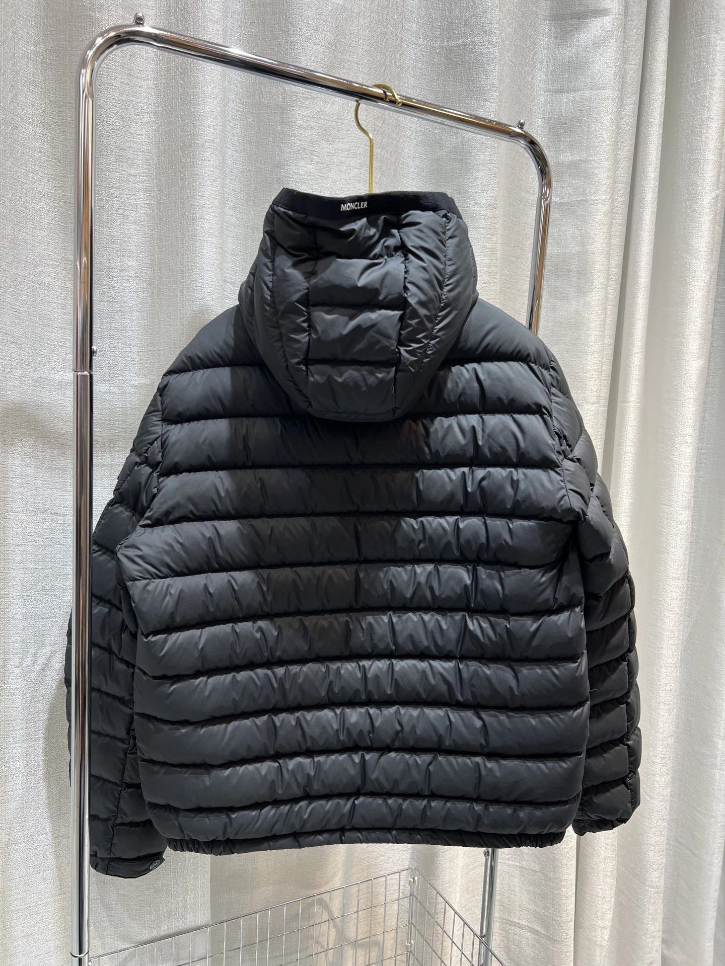 Moncler Down Jackets Soft 145906