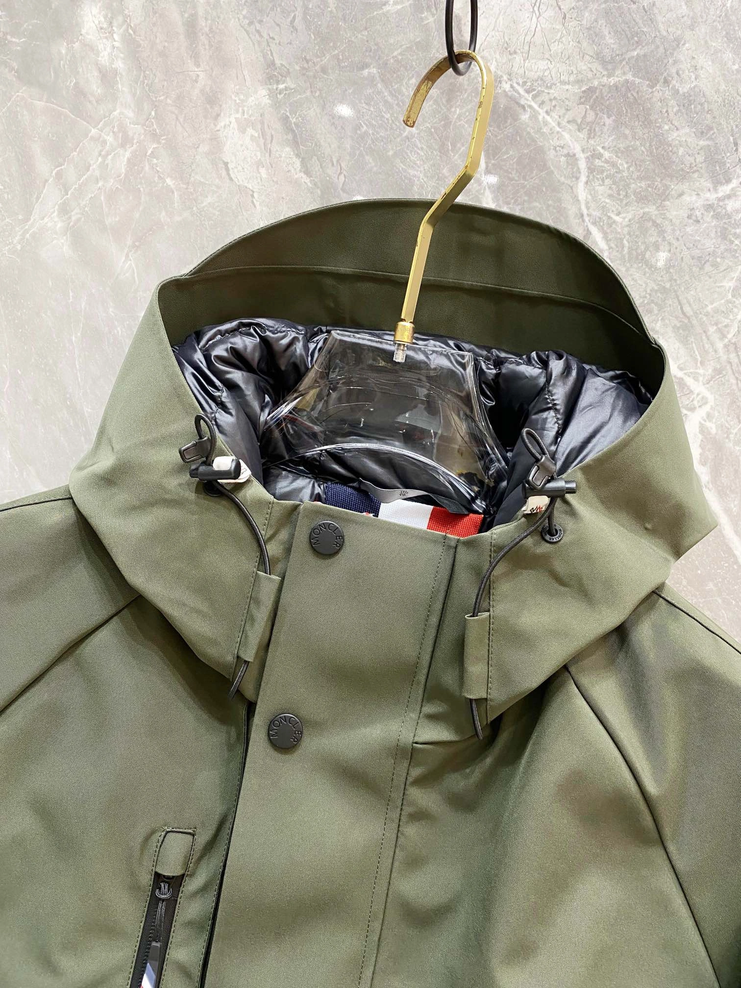 Affordable Moncler Down Jackets 145912