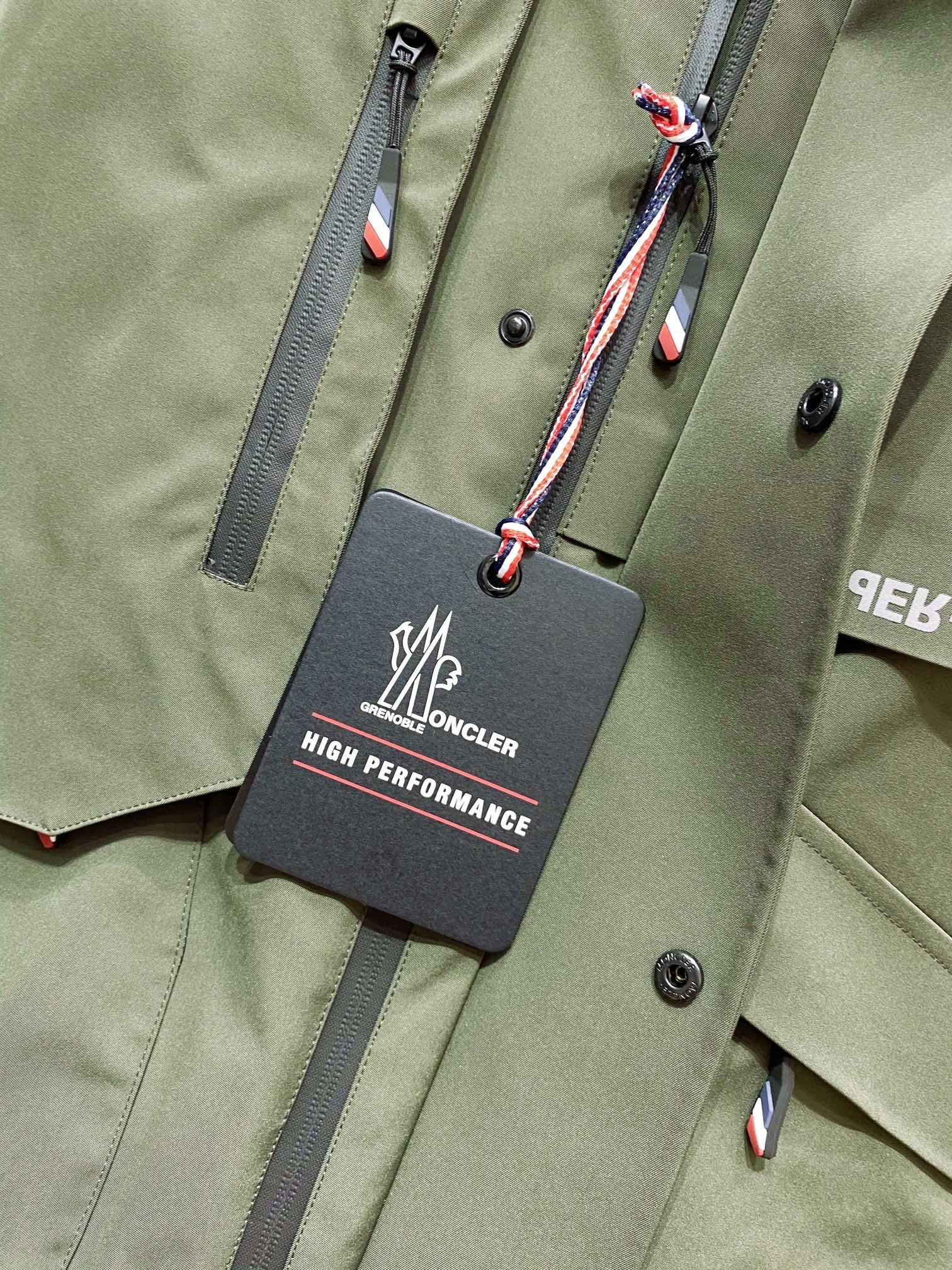 Affordable Moncler Down Jackets 145912